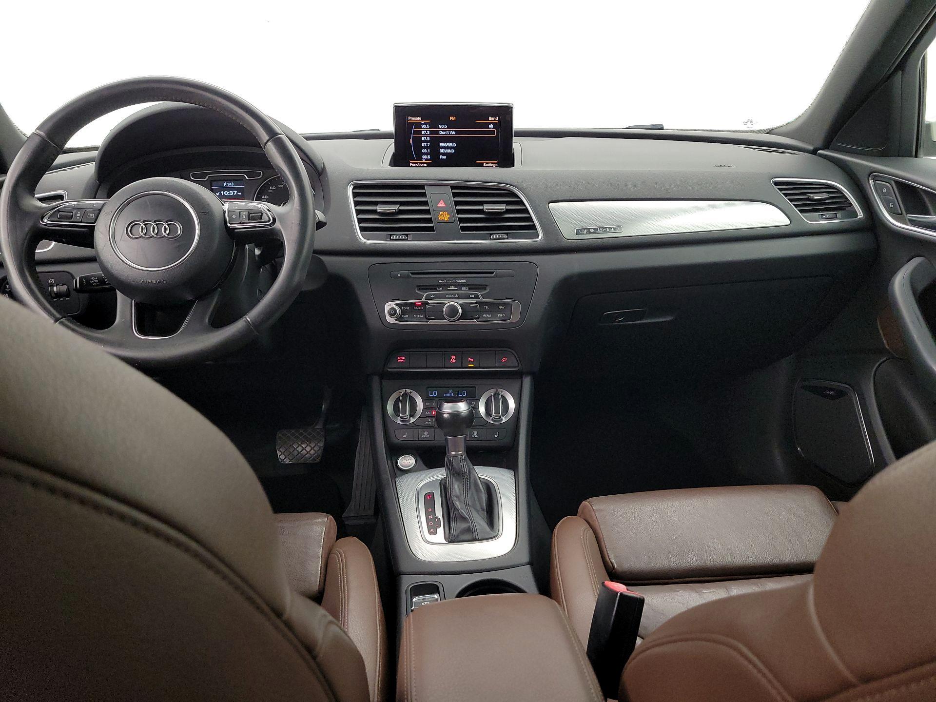 Thumbnail: 2015 Audi Q3 - 9