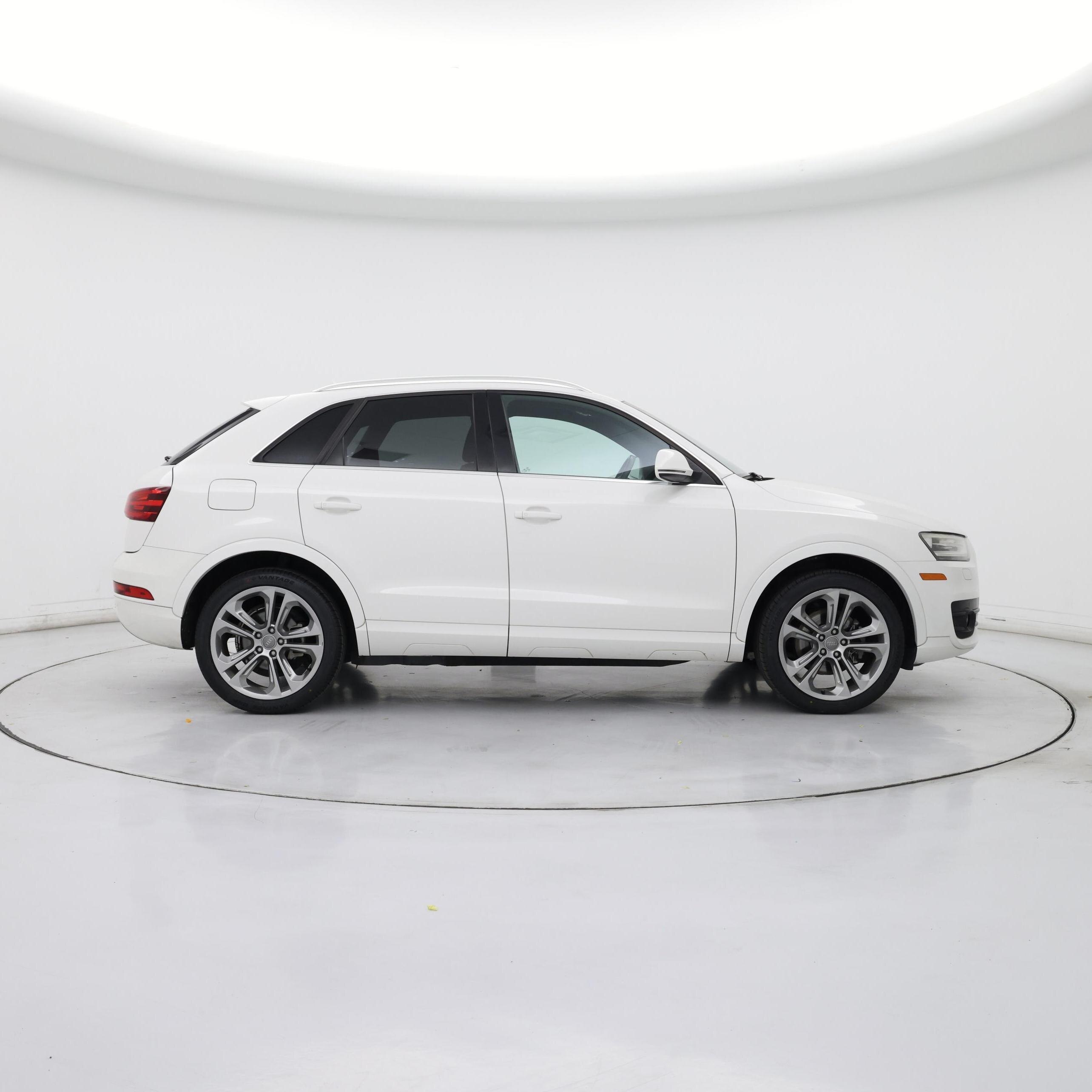 Thumbnail: 2015 Audi Q3 - 7