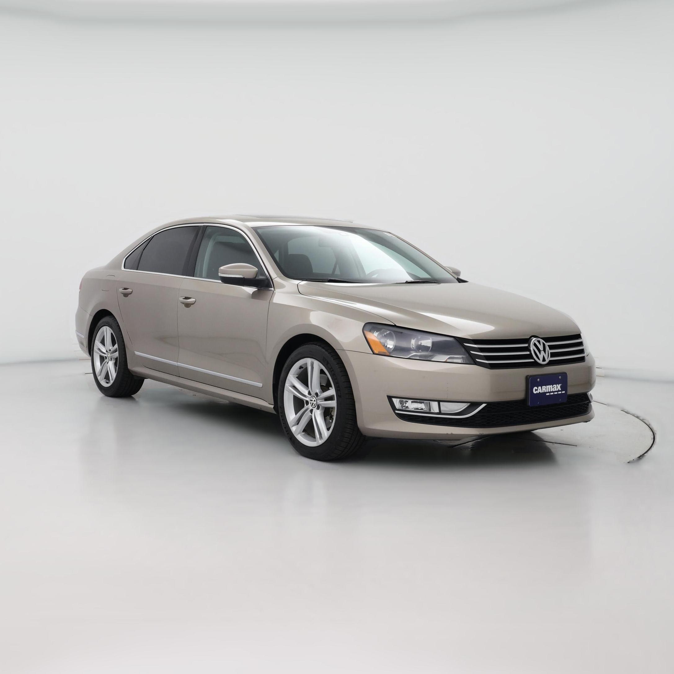 Thumbnail: 2015 Volkswagen Passat - 1