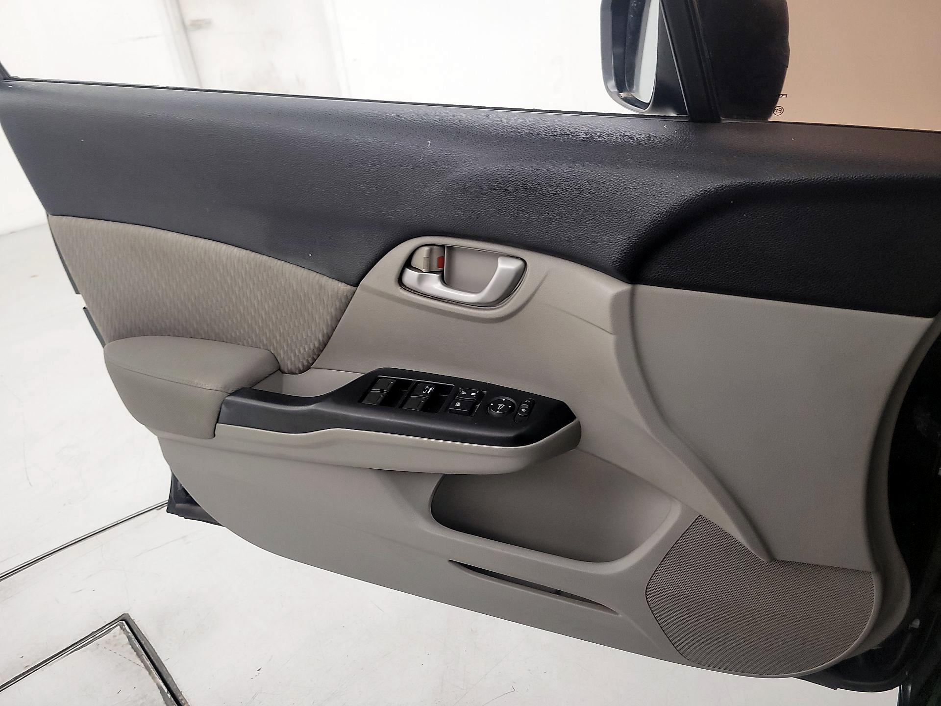Thumbnail: 2014 Honda Civic - 12