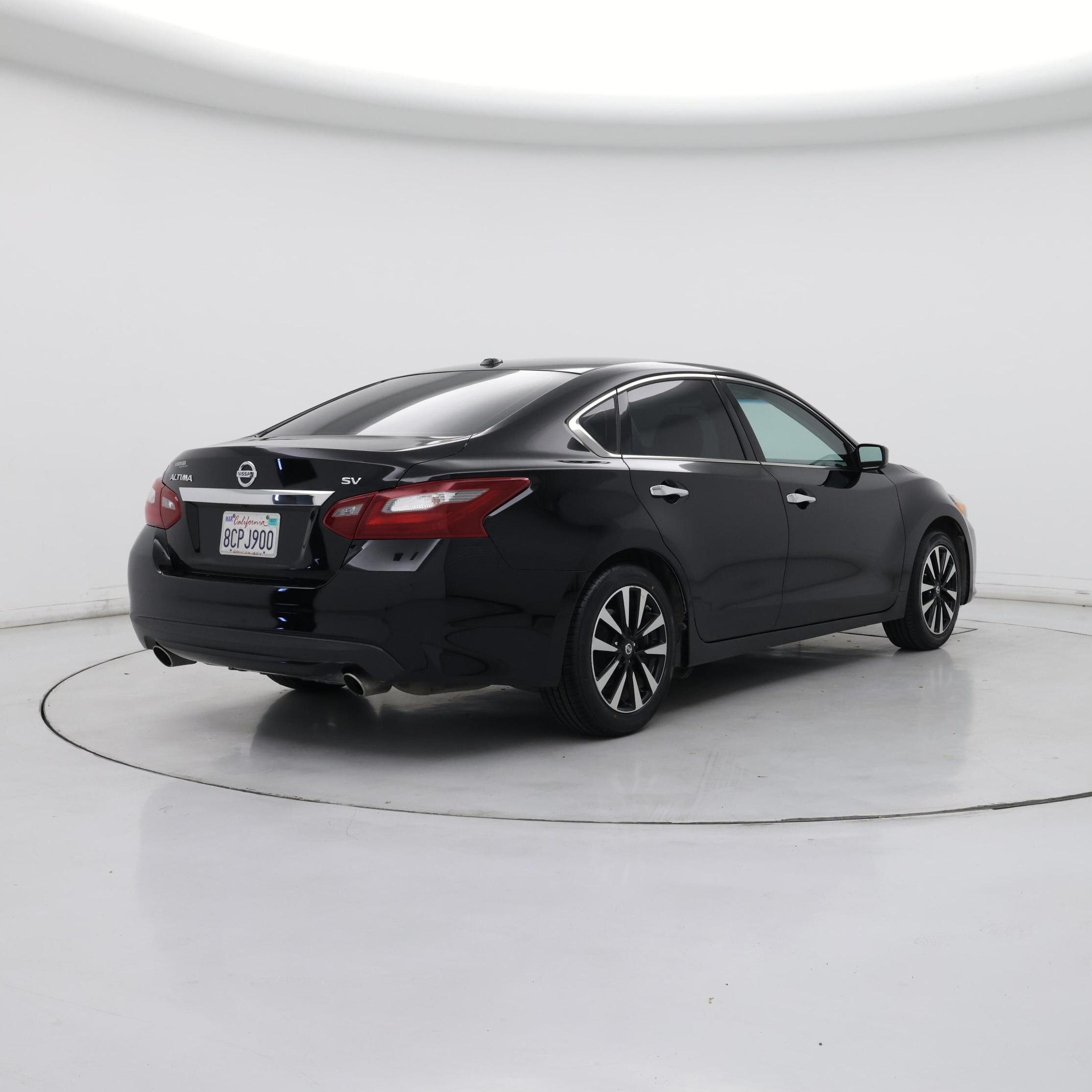 Thumbnail: 2018 Nissan Altima - 8