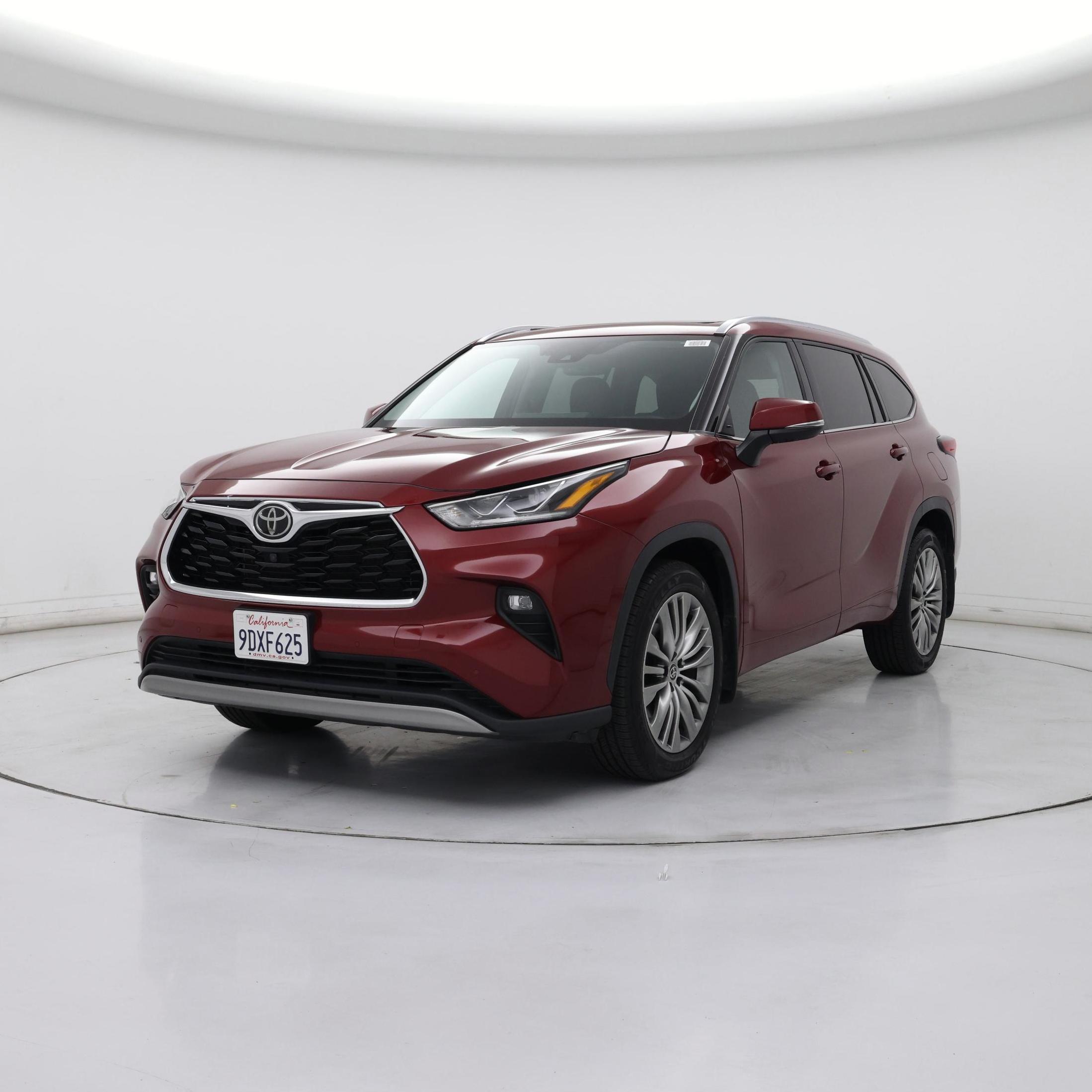 Thumbnail: 2022 Toyota Highlander - 4