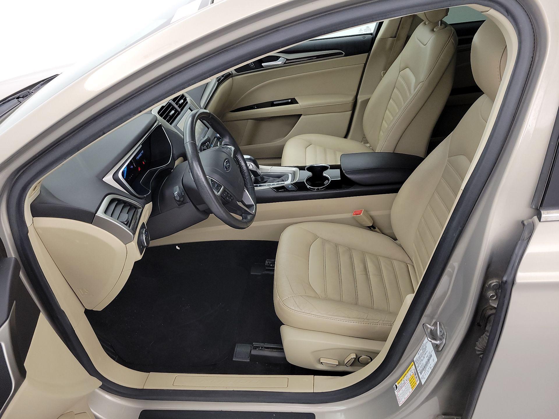 Thumbnail: 2015 Ford Fusion - 11