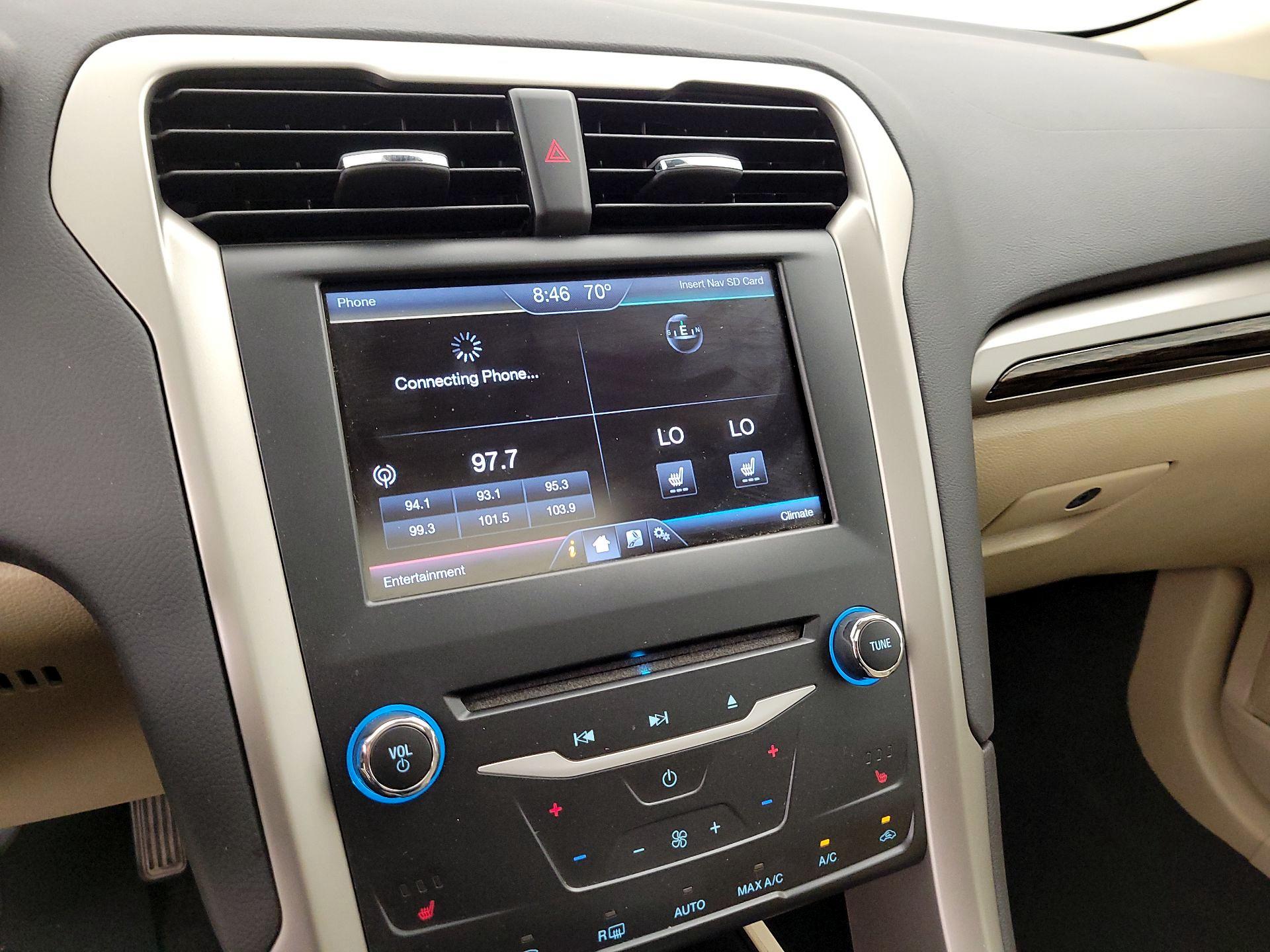 Thumbnail: 2015 Ford Fusion - 15