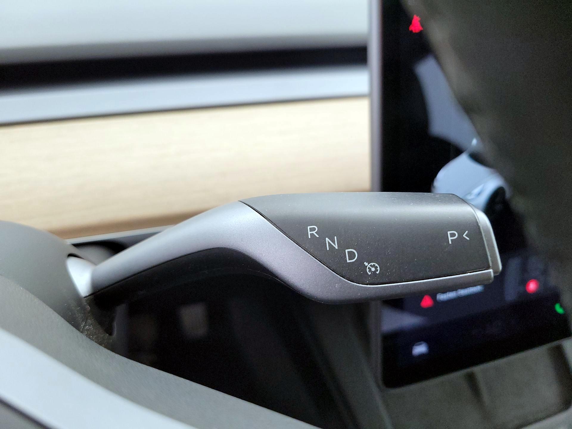 Thumbnail: 2021 Tesla Model 3 - 17