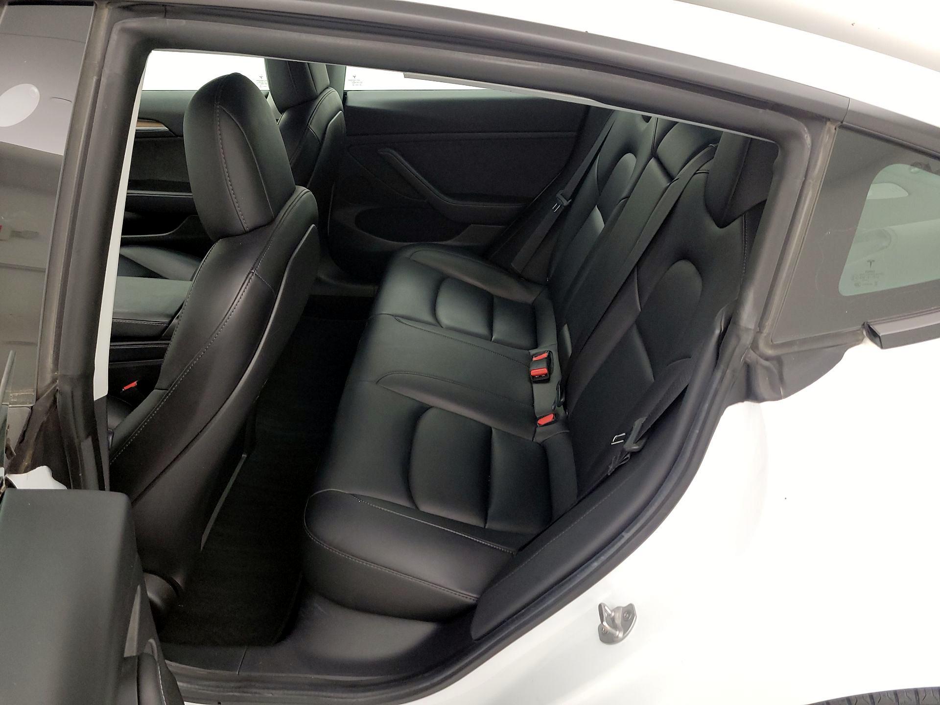 Thumbnail: 2021 Tesla Model 3 - 18