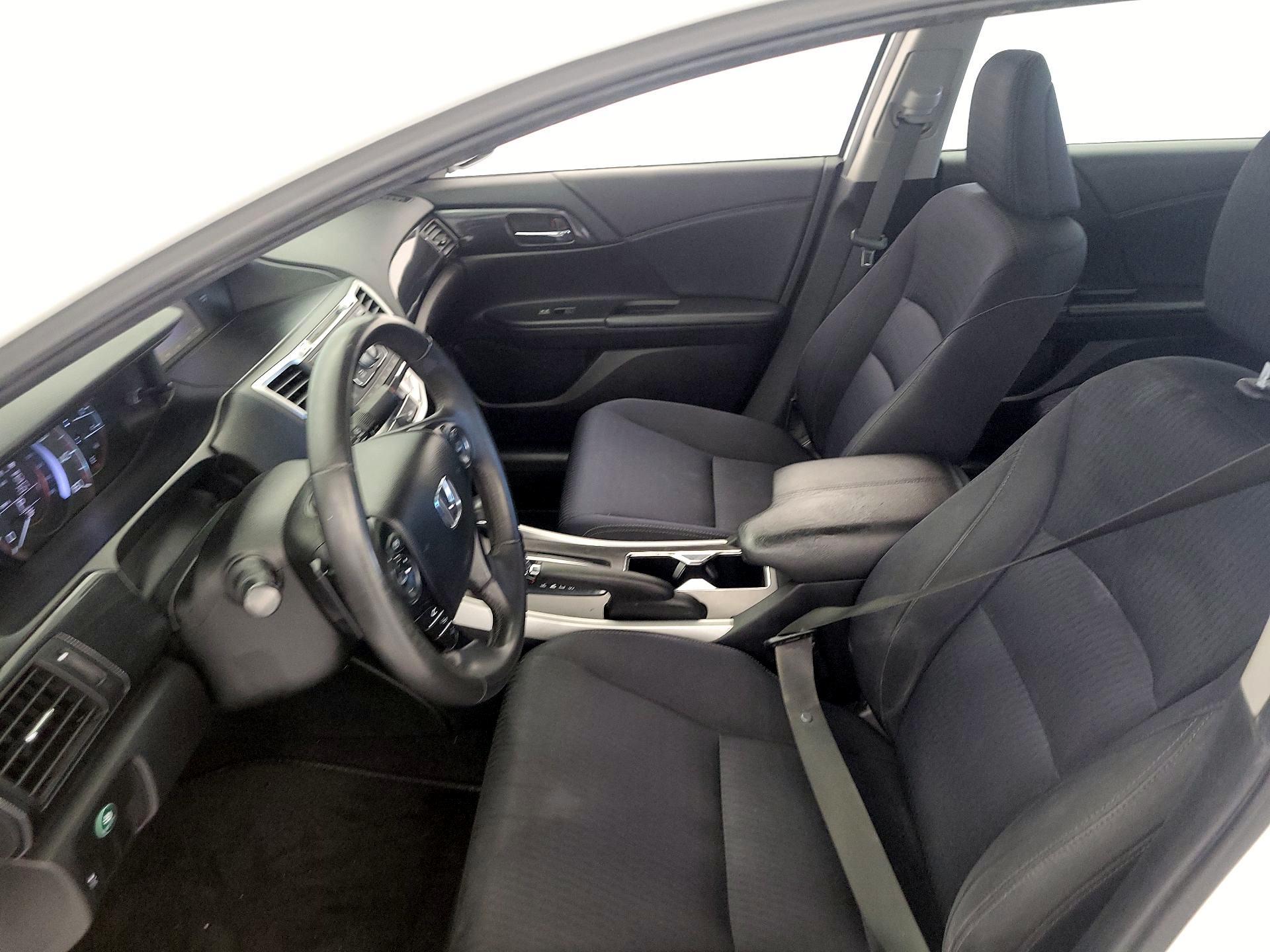 Thumbnail: 2015 Honda Accord - 11