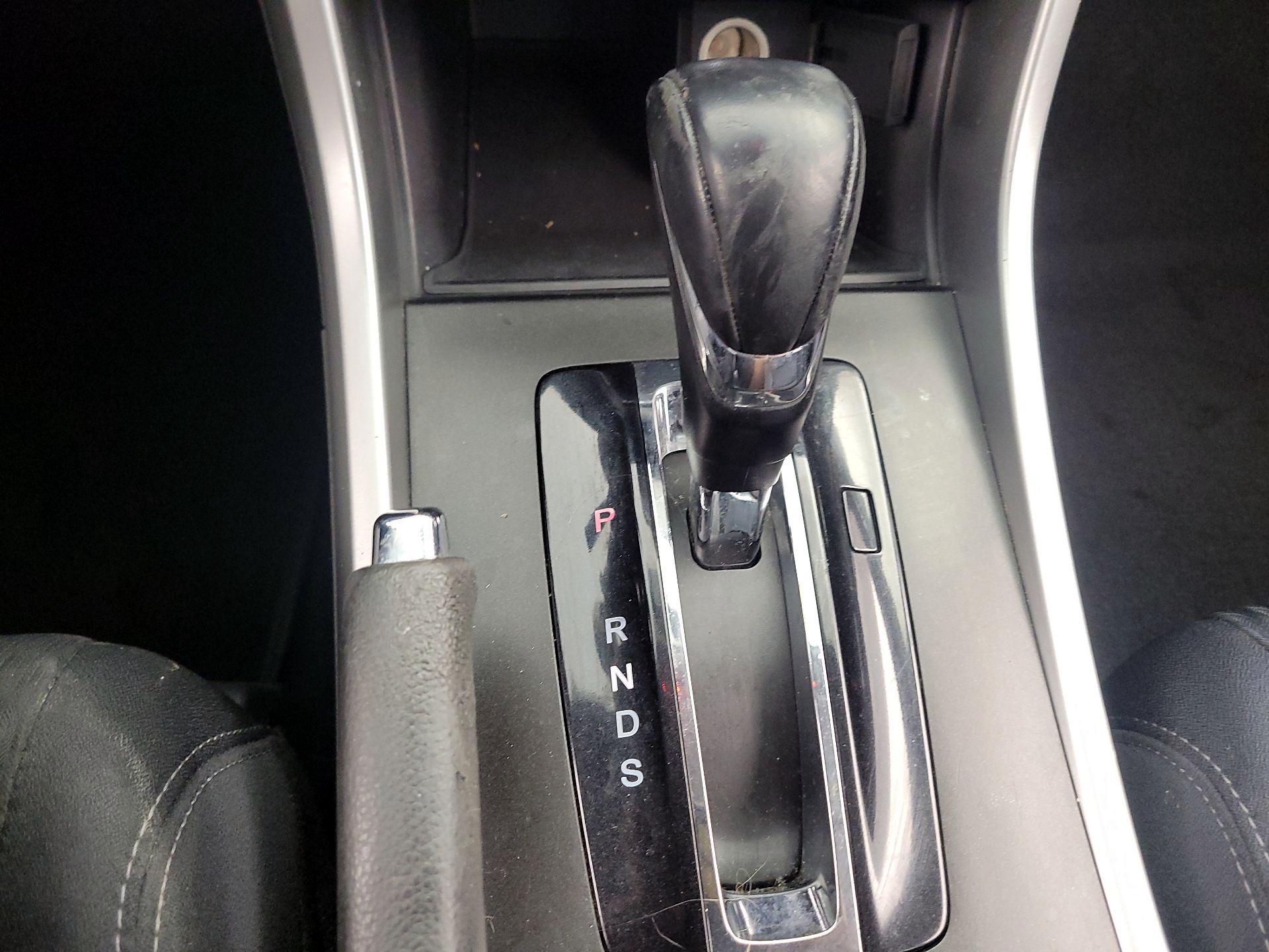 Thumbnail: 2015 Honda Accord - 17