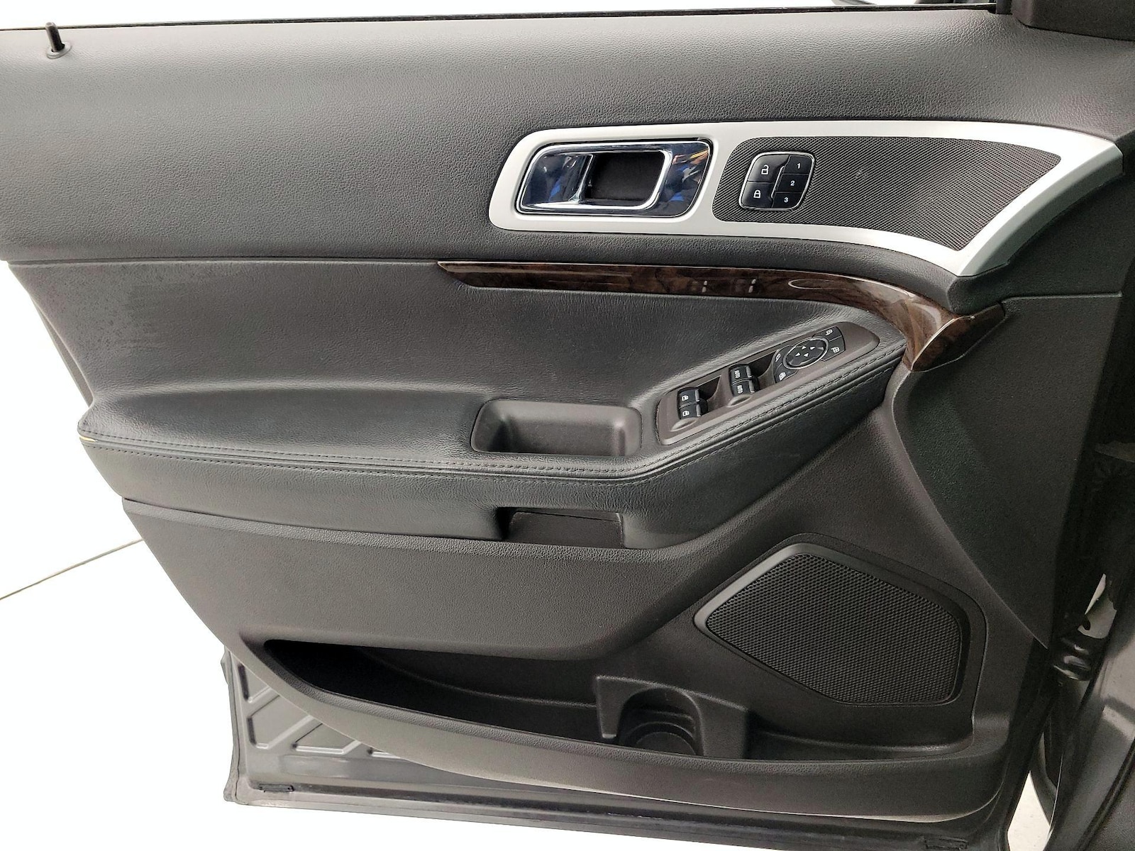 2015 Ford Explorer Limited - Photo 13