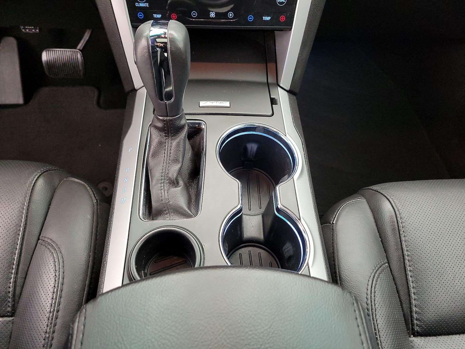 2015 Ford Explorer Limited - Photo 19