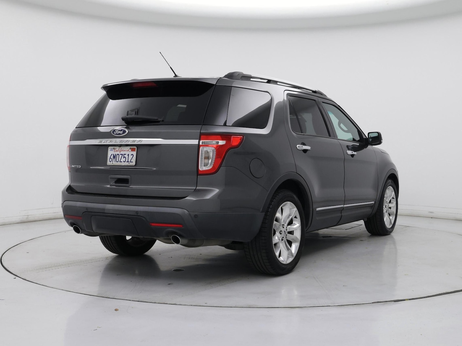 2015 Ford Explorer Limited - Photo 9