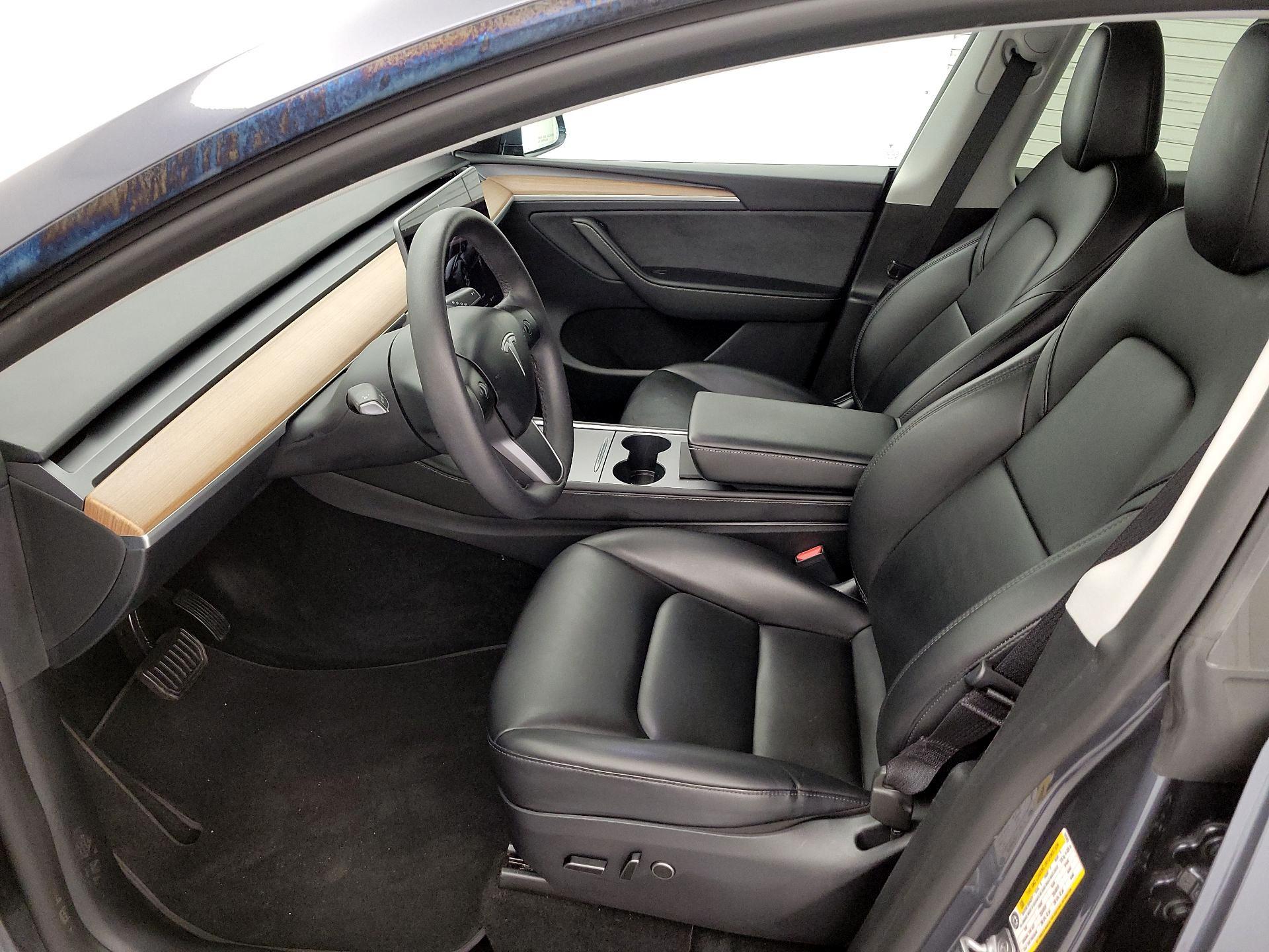 Thumbnail: 2023 Tesla Model Y - 11