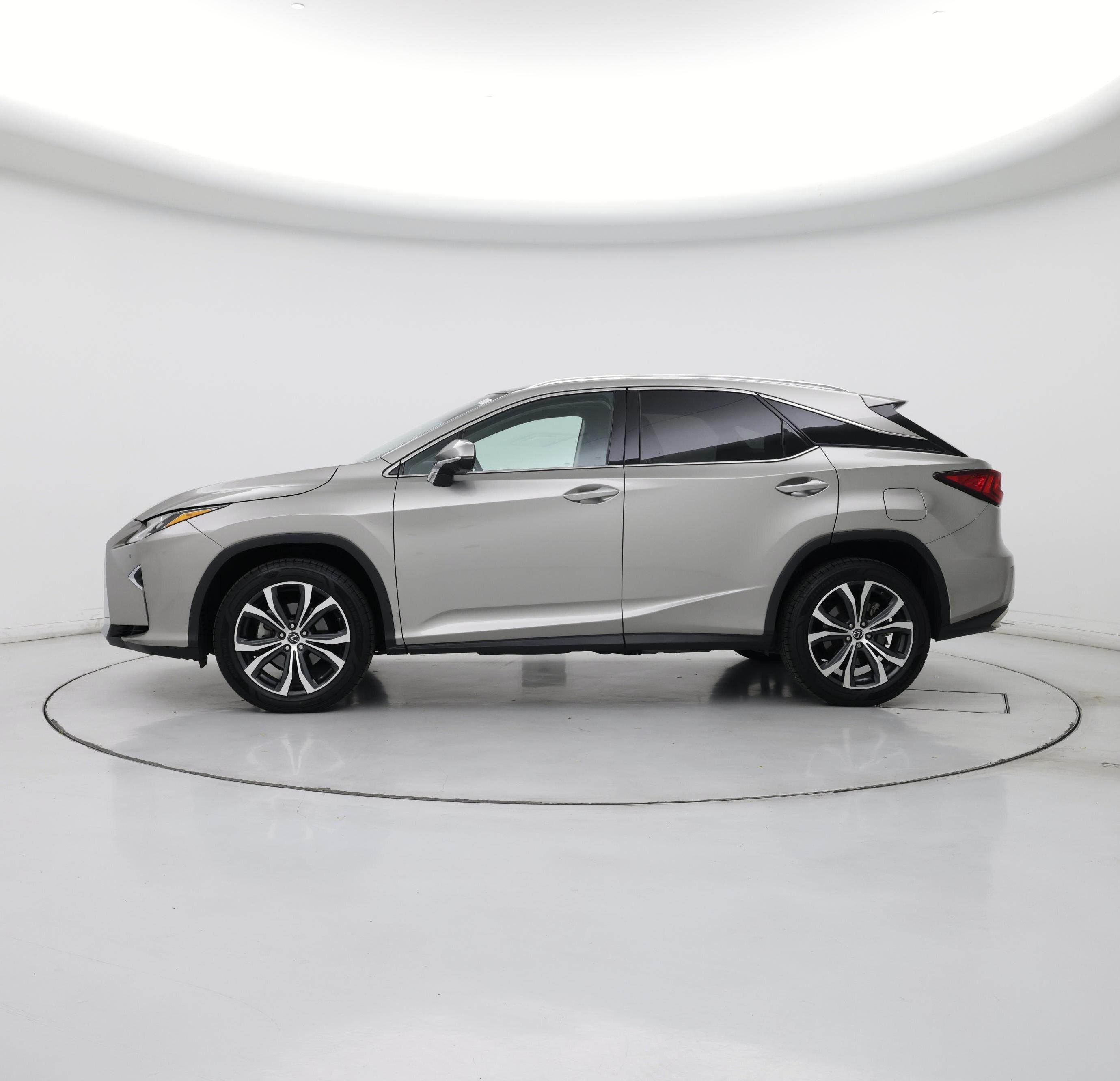 Thumbnail: 2019 Lexus RX - 3