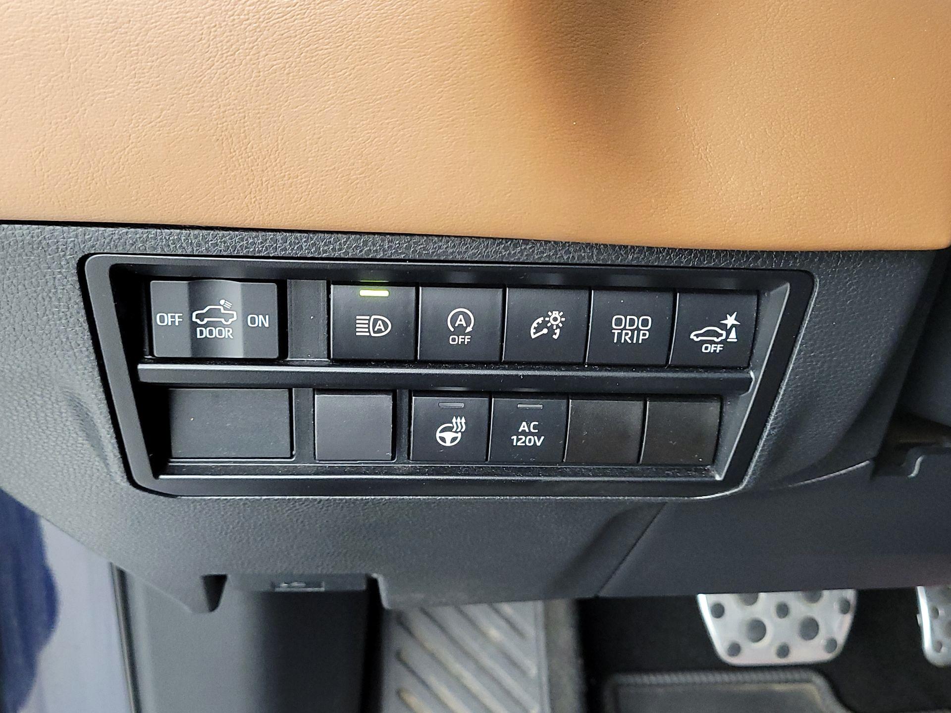 Thumbnail: 2023 Toyota Tundra - 13