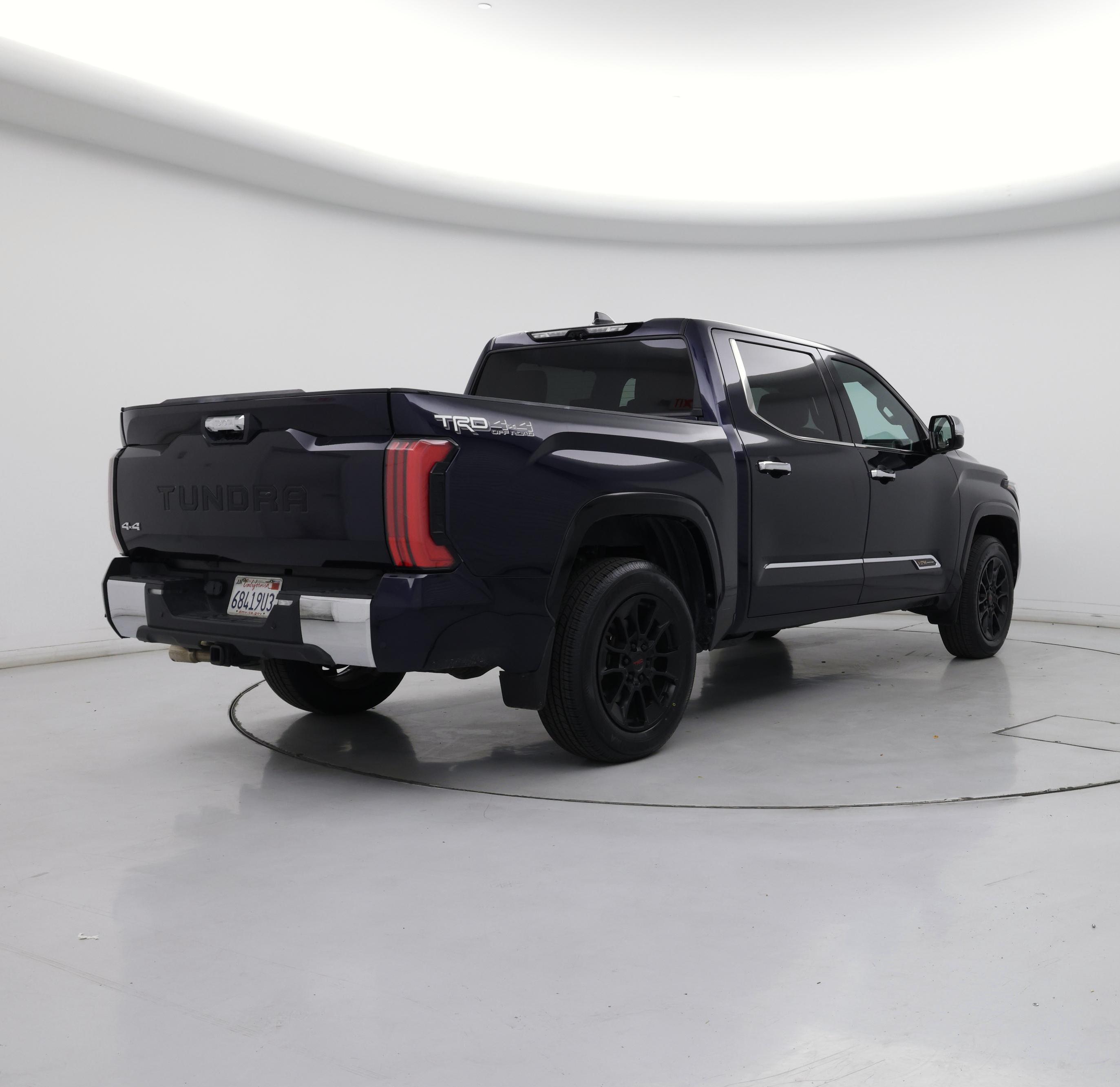 Thumbnail: 2023 Toyota Tundra - 8