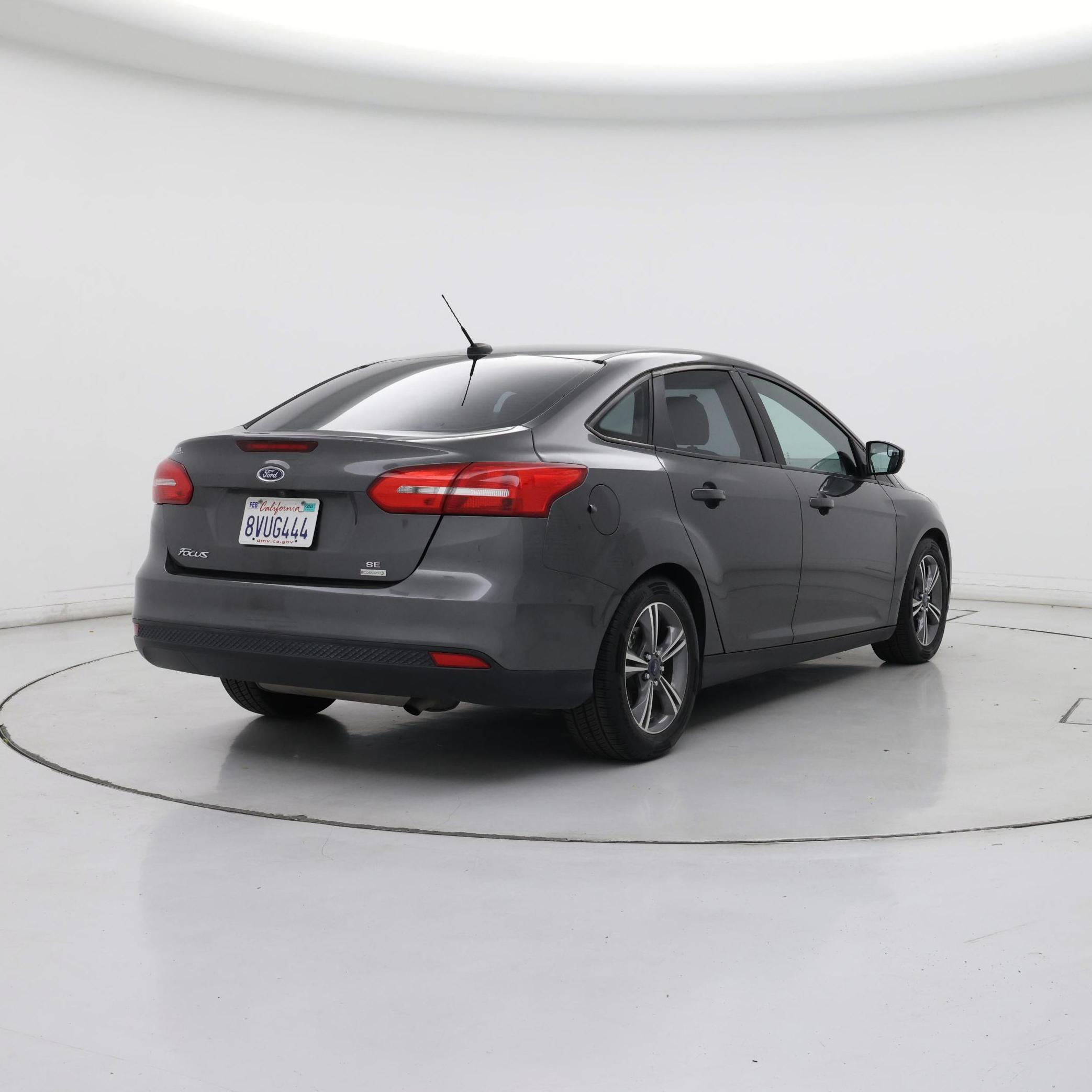 Thumbnail: 2016 Ford Focus - 8