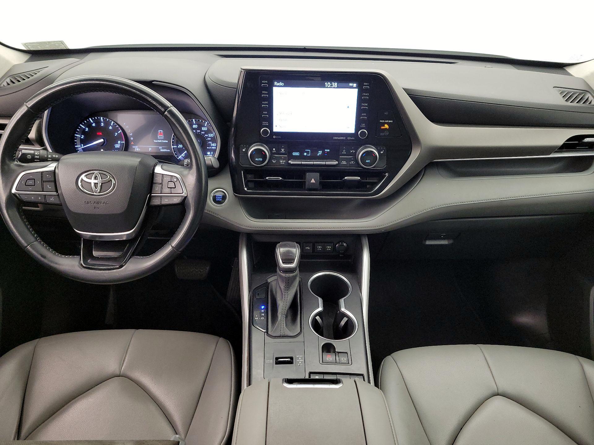 Thumbnail: 2020 Toyota Highlander - 9