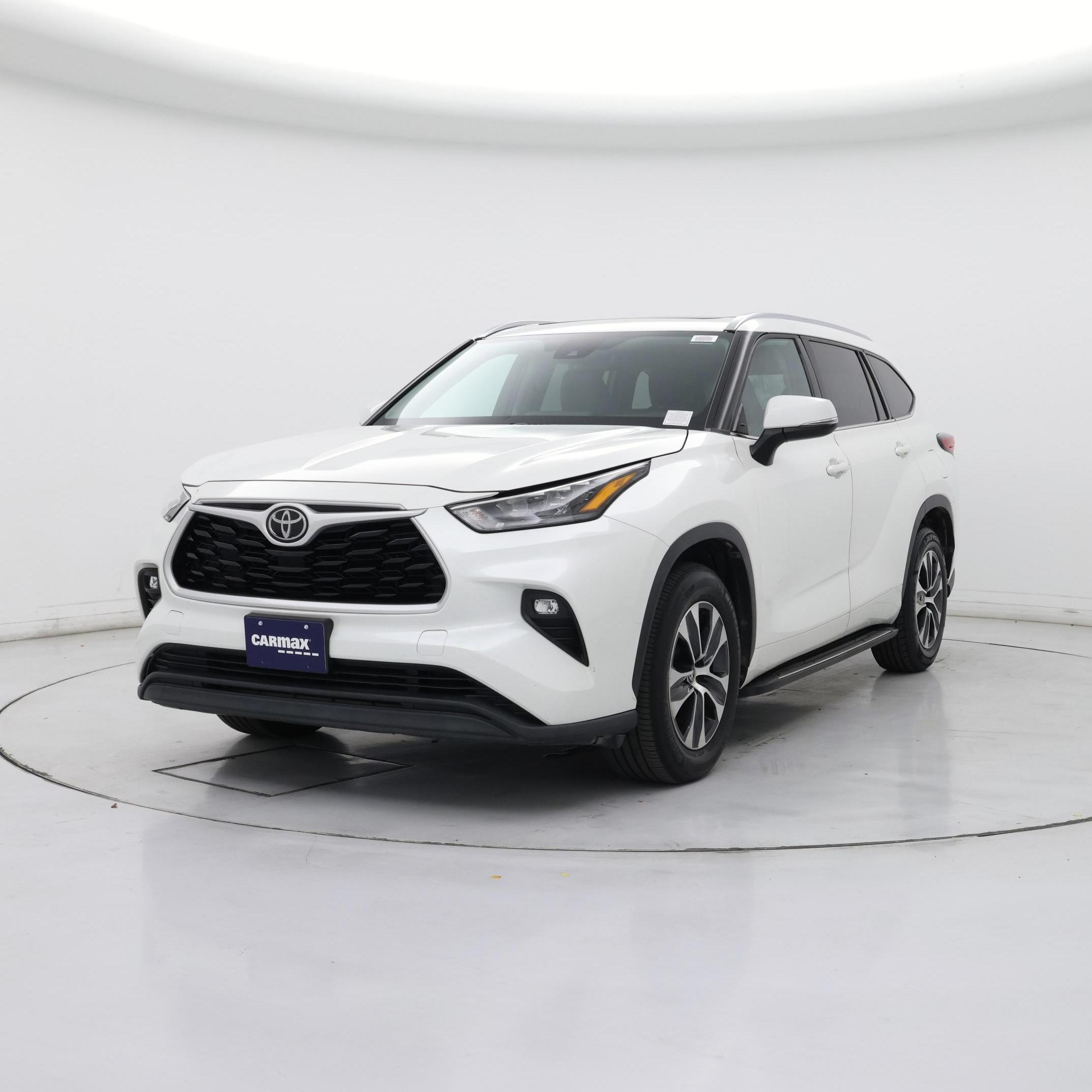 Thumbnail: 2020 Toyota Highlander - 4
