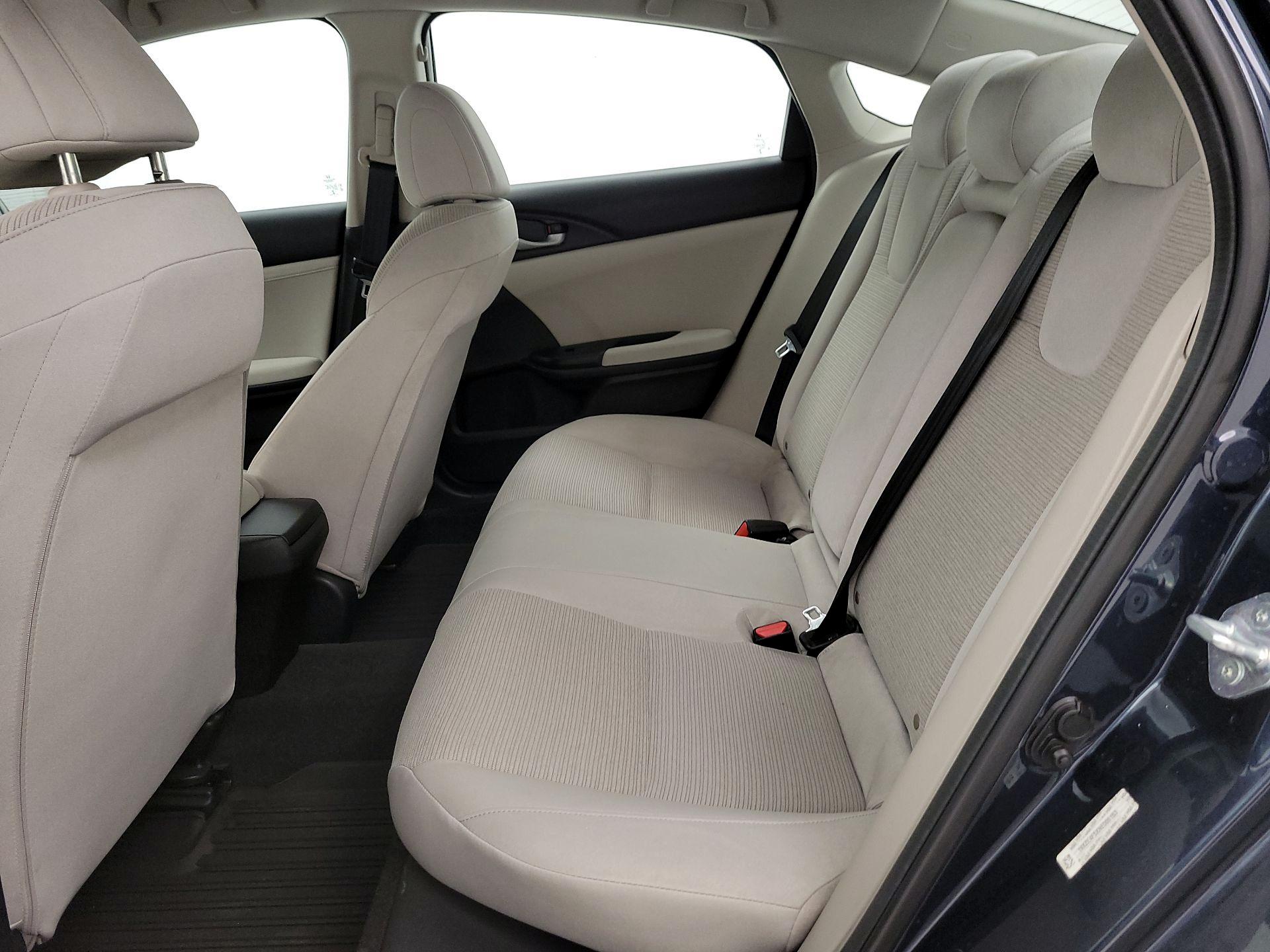 Thumbnail: 2022 Honda Insight - 19