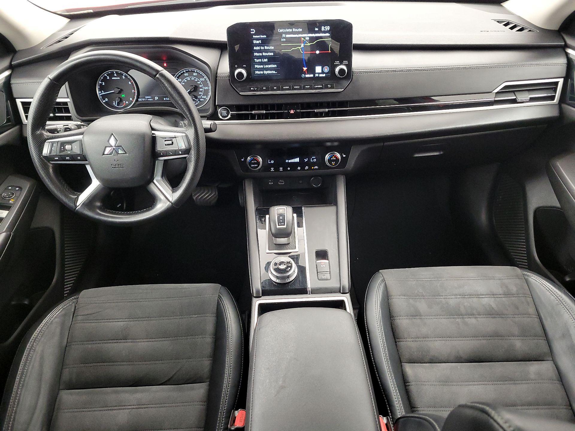 Thumbnail: 2022 Mitsubishi Outlander - 9