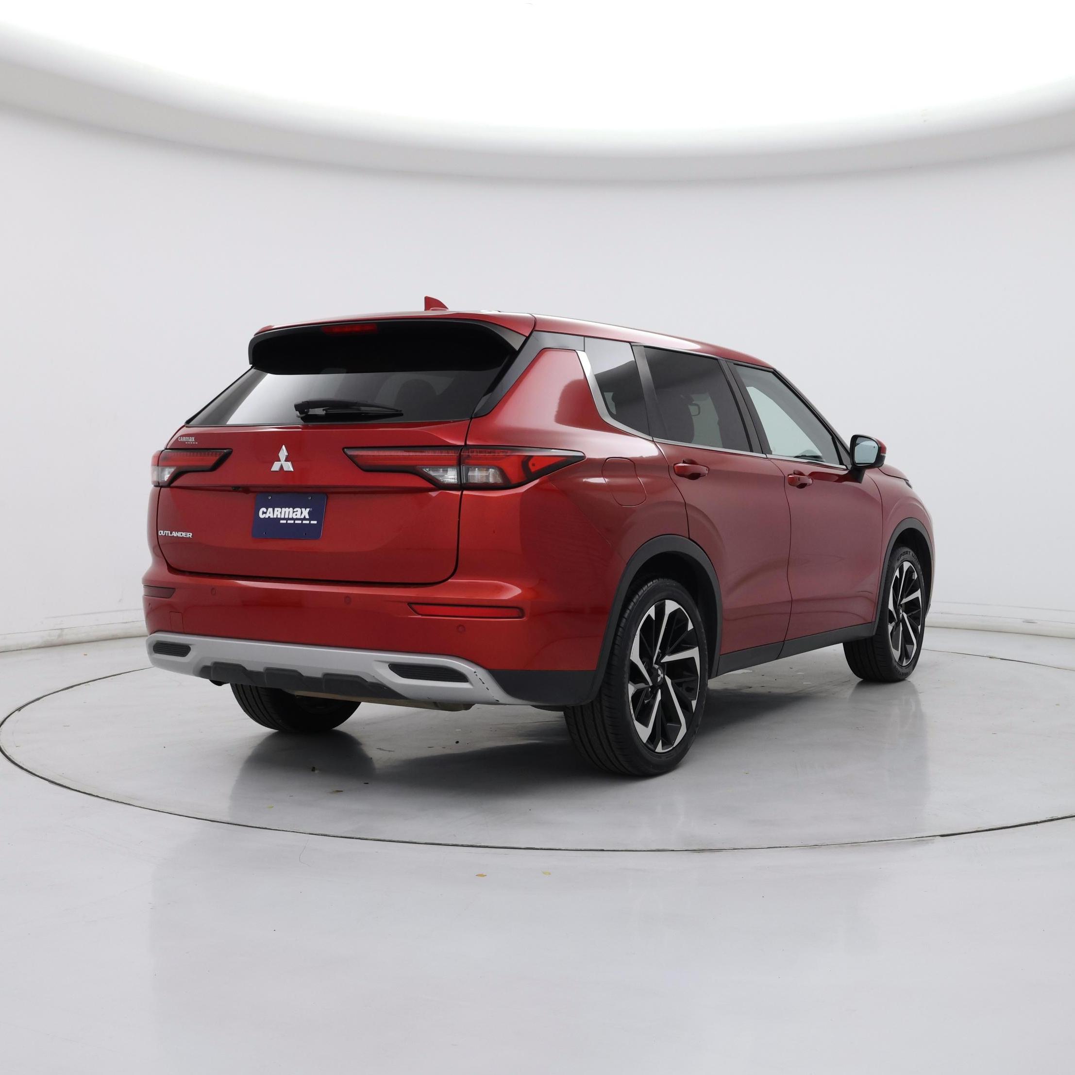 Thumbnail: 2022 Mitsubishi Outlander - 8