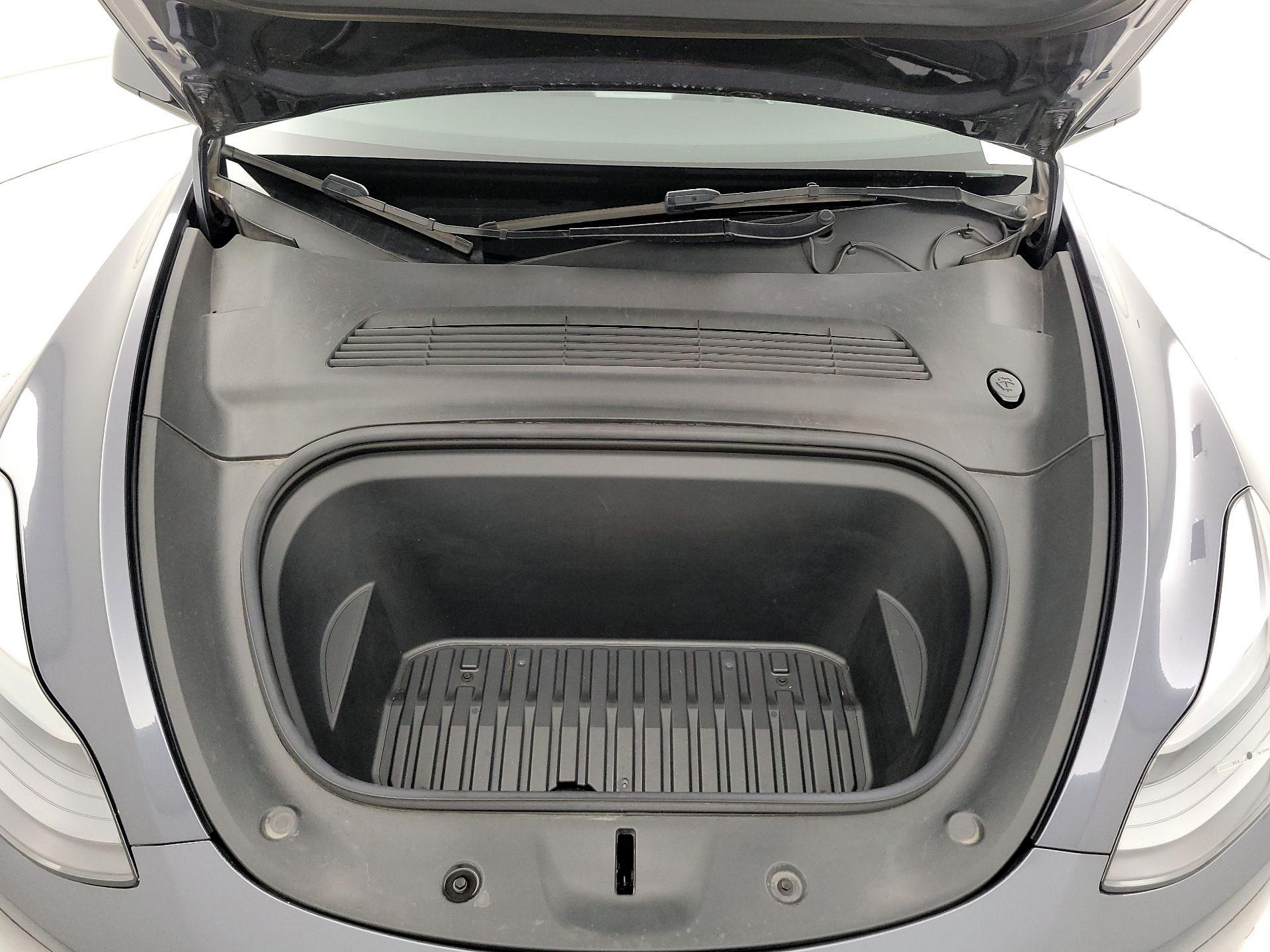 Thumbnail: 2021 Tesla Model Y - 20