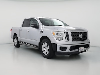 2017 Nissan Titan SV