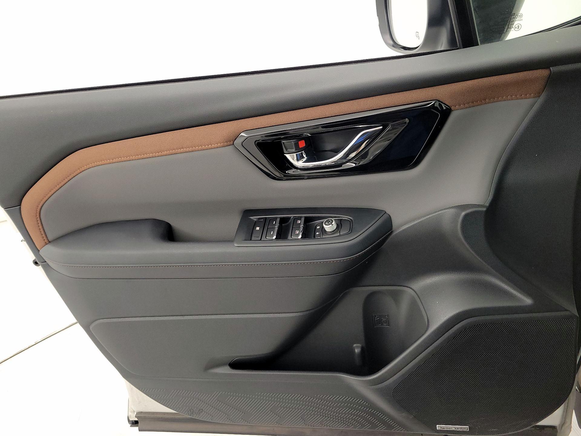 Thumbnail: 2025 Subaru Forester - 12