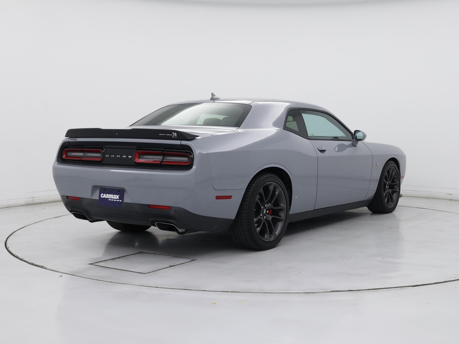 2021 Dodge Challenger R/T - Photo 9