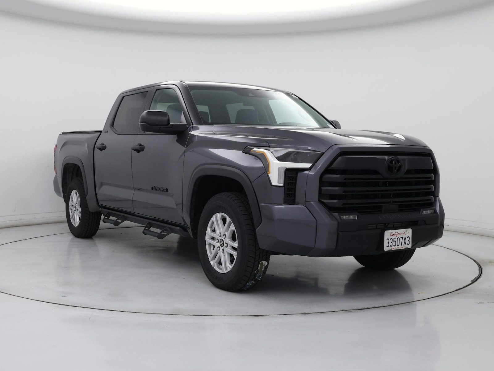 2024 Toyota Tundra SR5 - Photo 2