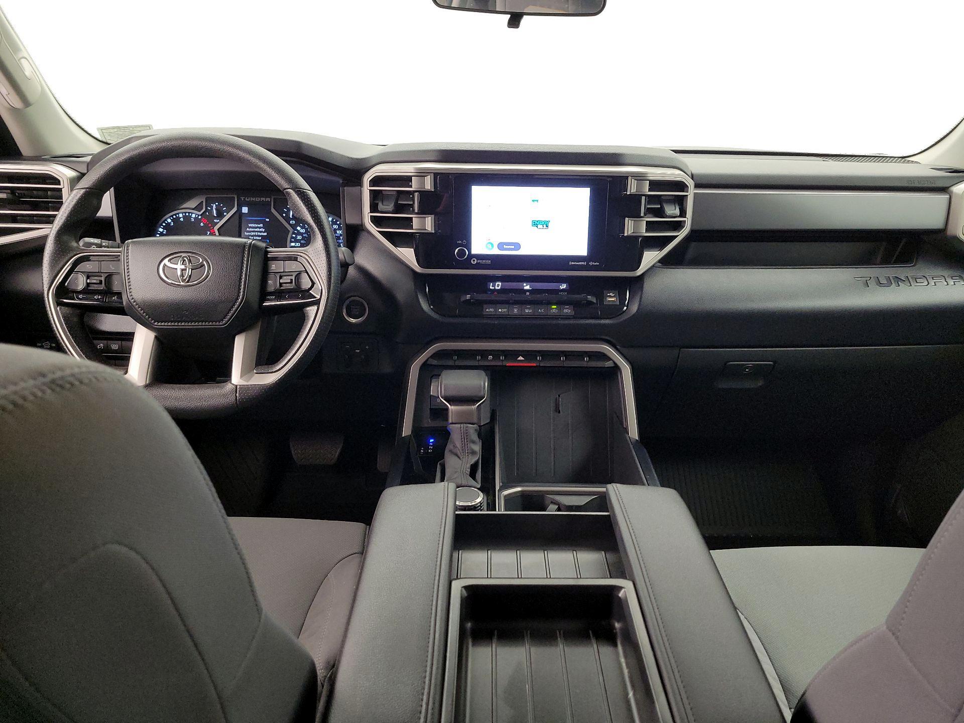Thumbnail: 2024 Toyota Tundra - 9