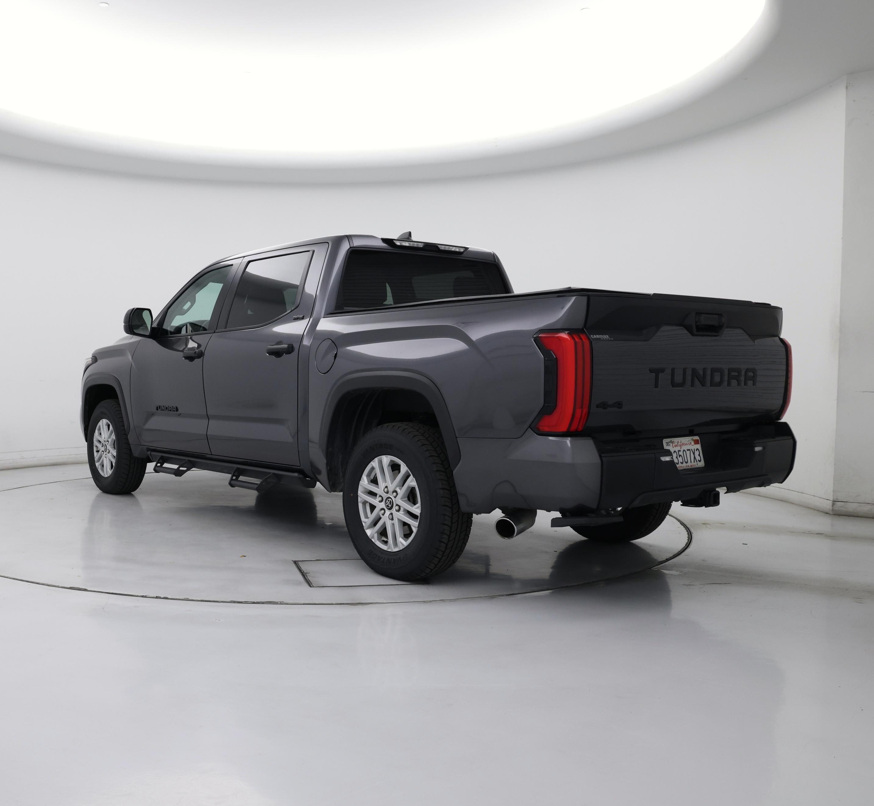 Thumbnail: 2024 Toyota Tundra - 2