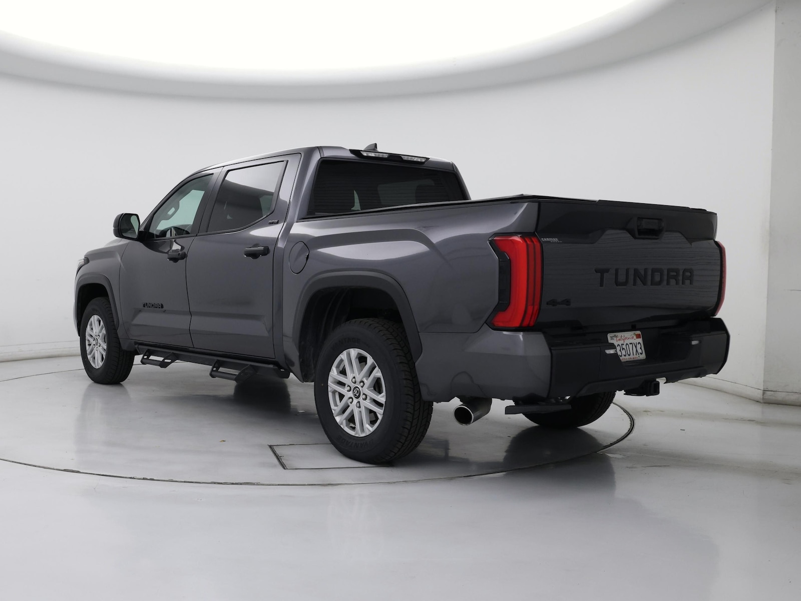 2024 Toyota Tundra SR5 - Photo 3