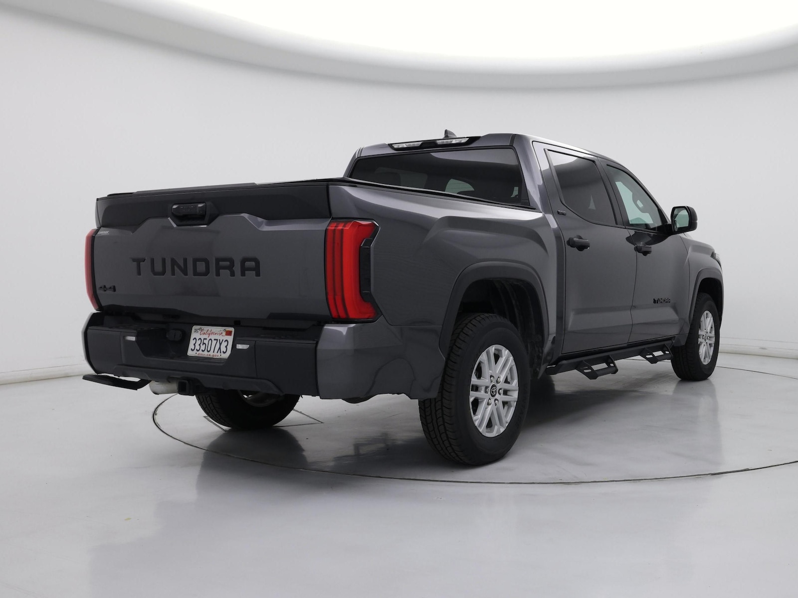 2024 Toyota Tundra SR5 - Photo 9
