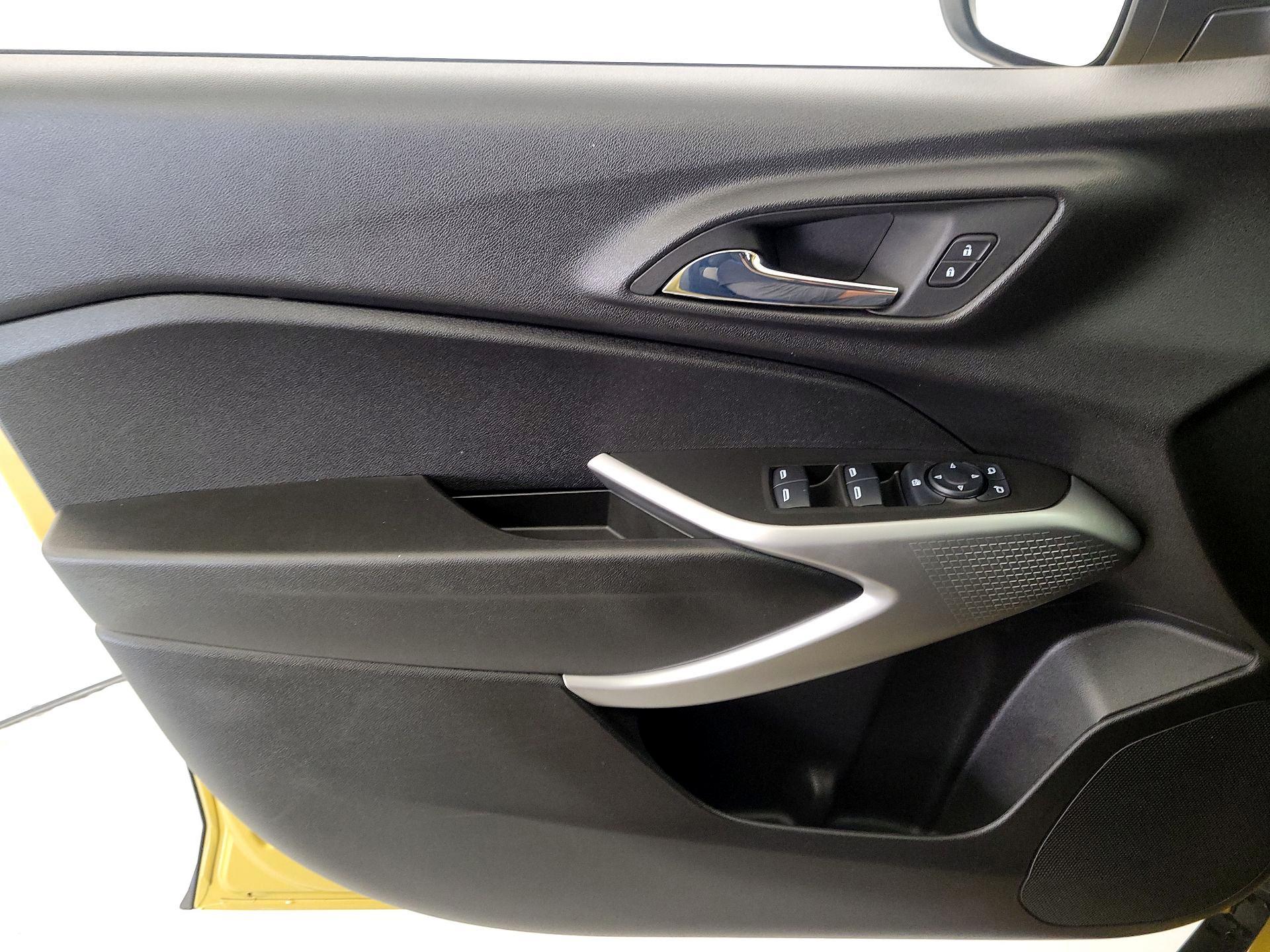 Thumbnail: 2024 Chevrolet Trax - 12