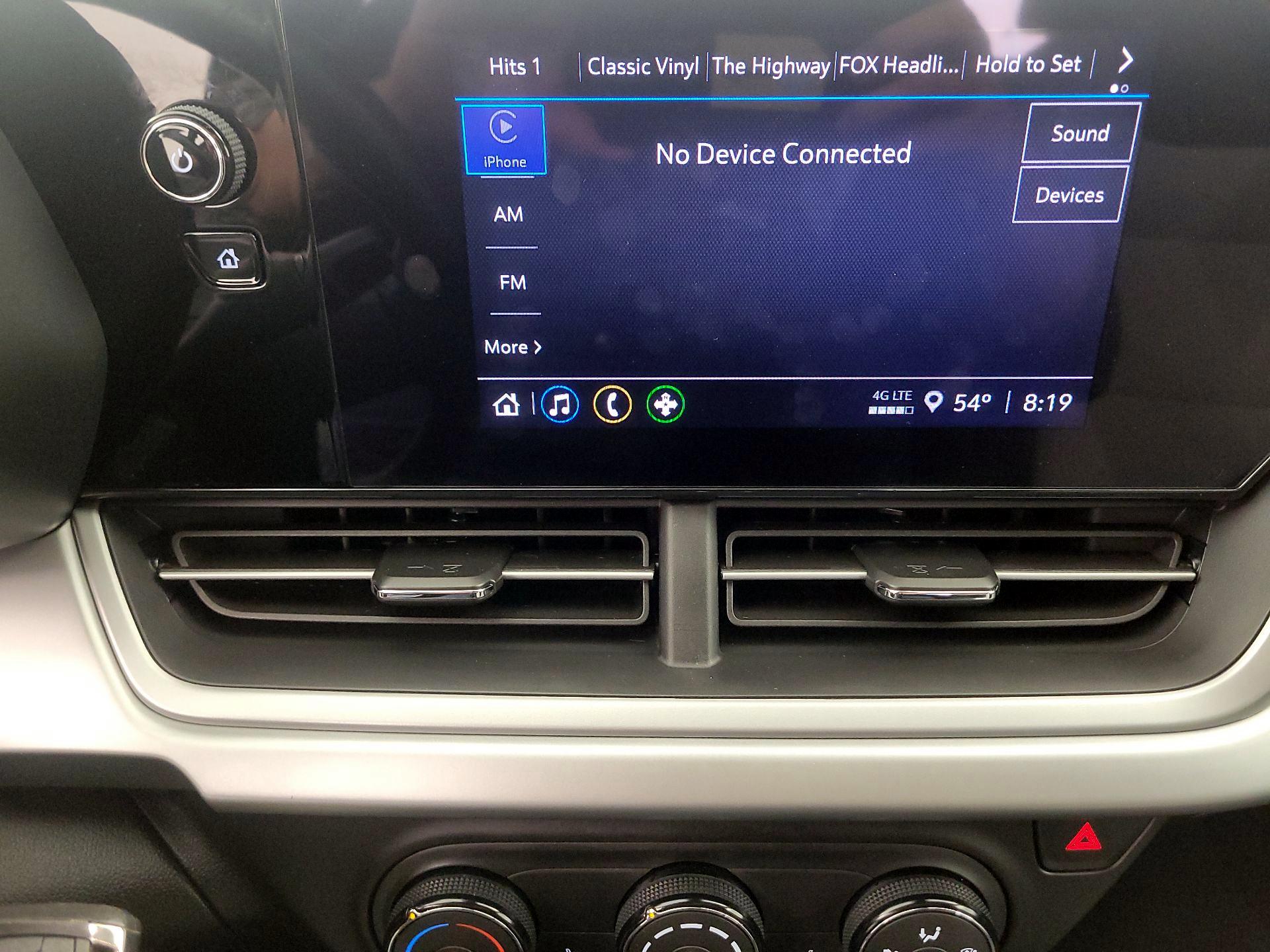 Thumbnail: 2024 Chevrolet Trax - 15