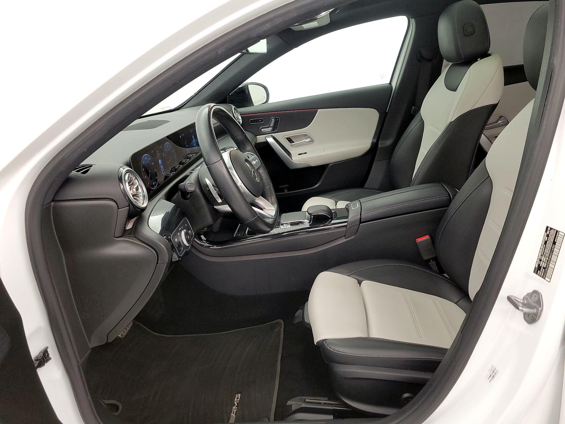 Thumbnail: 2019 Mercedes-Benz A-Class - 11