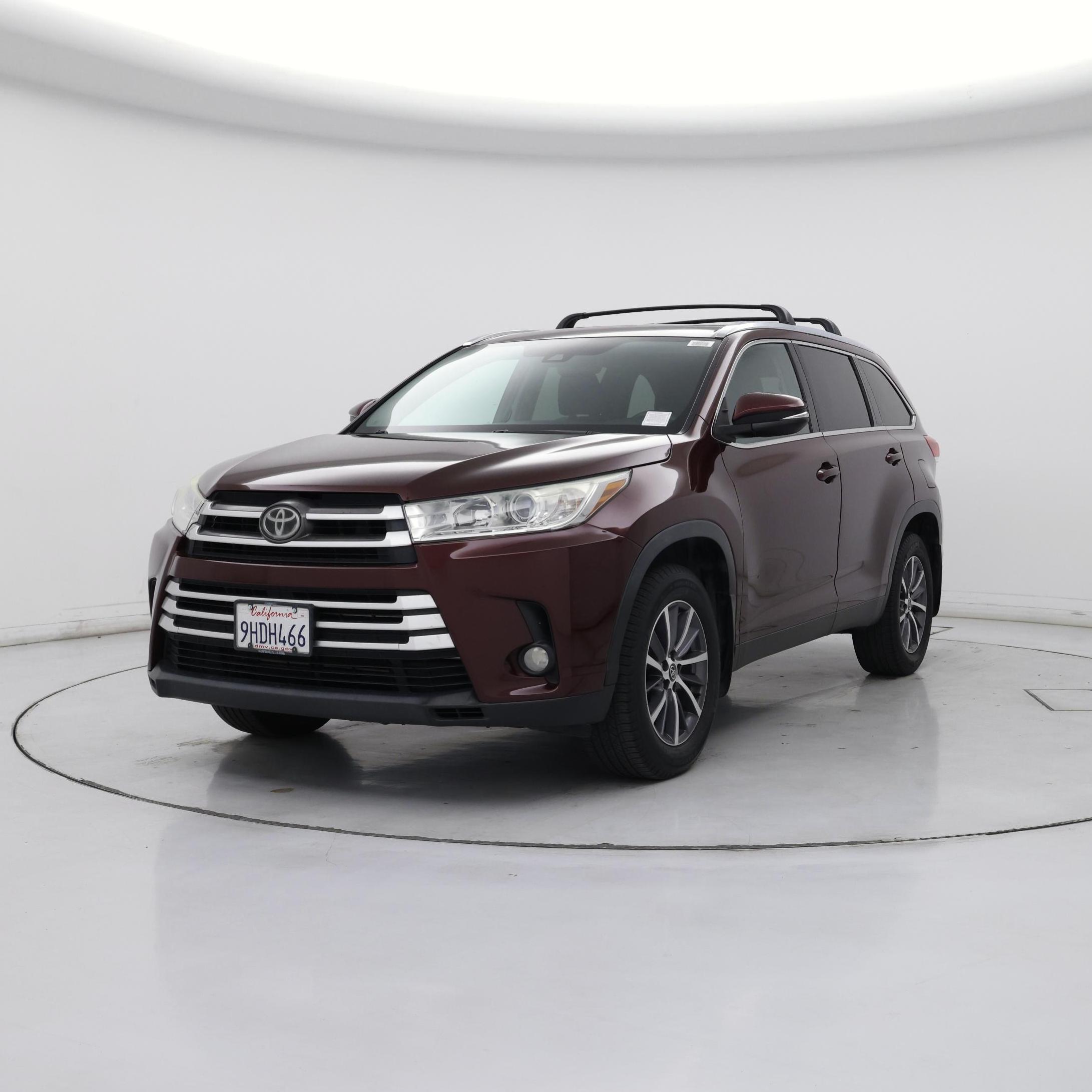 Thumbnail: 2019 Toyota Highlander - 4