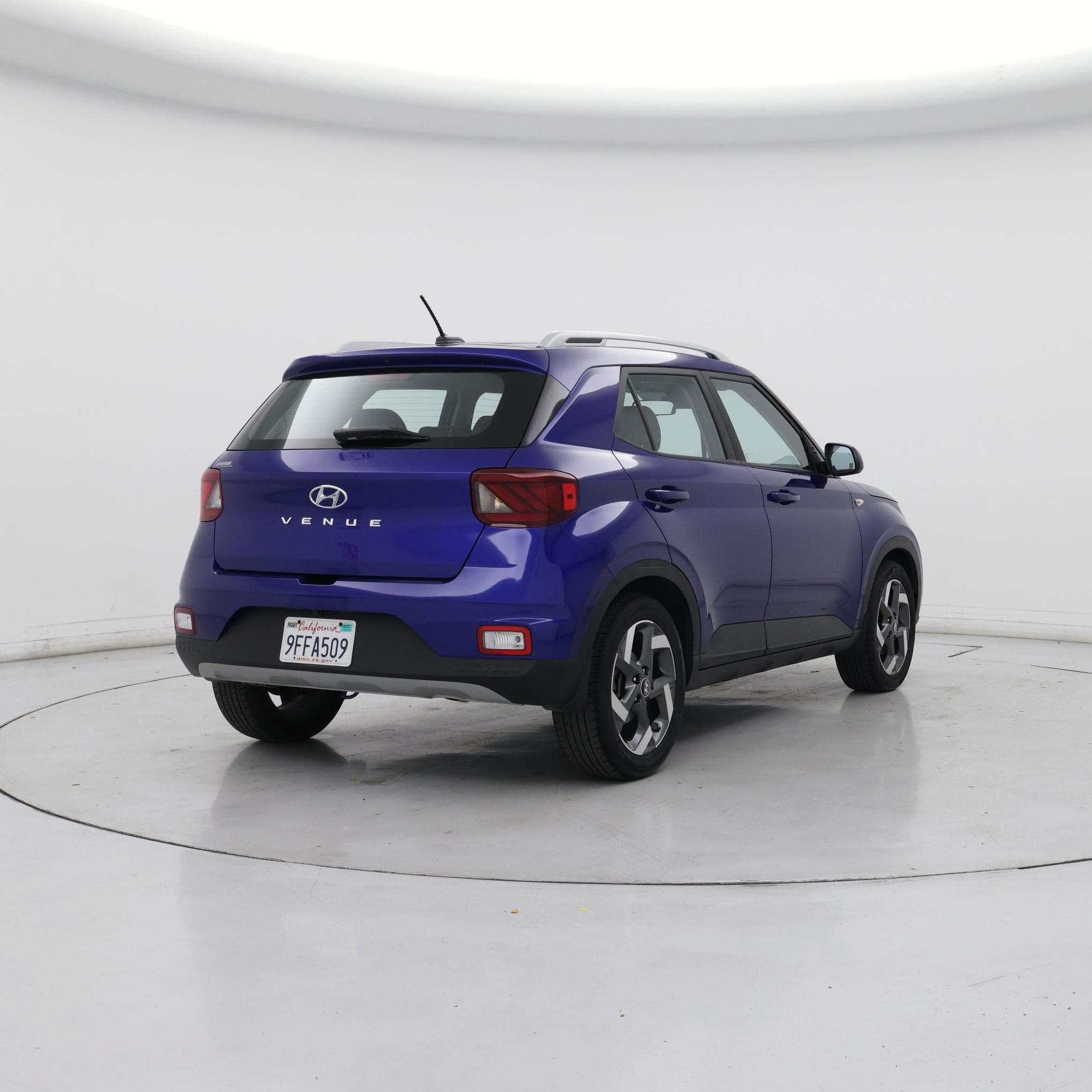 Thumbnail: 2023 Hyundai Venue - 8