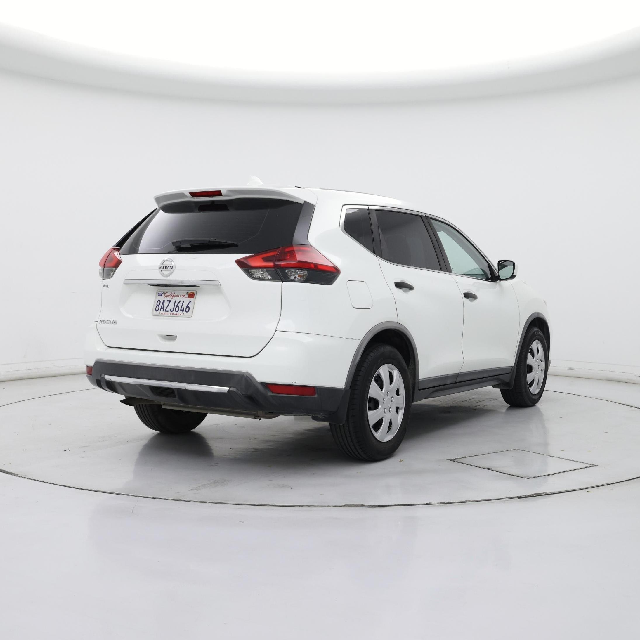 Thumbnail: 2017 Nissan Rogue - 8