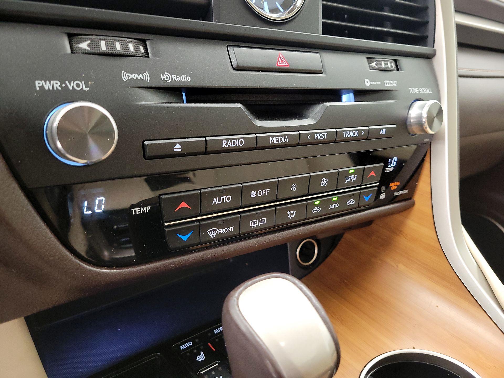Thumbnail: 2016 Lexus RX - 17