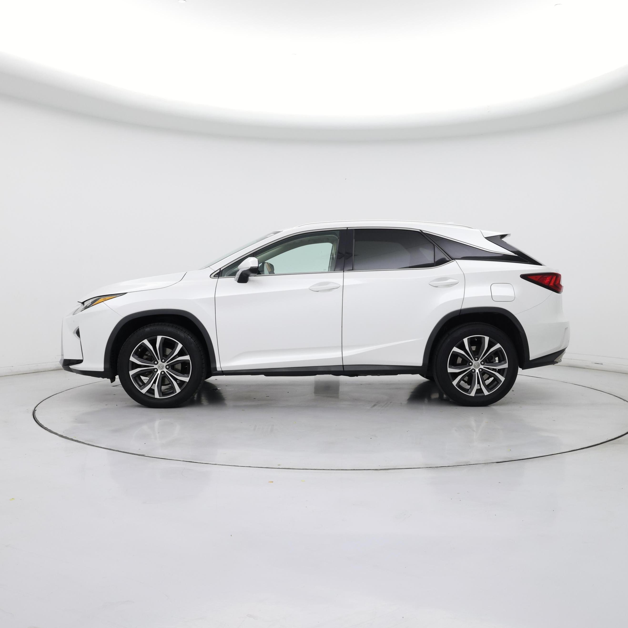Thumbnail: 2016 Lexus RX - 3