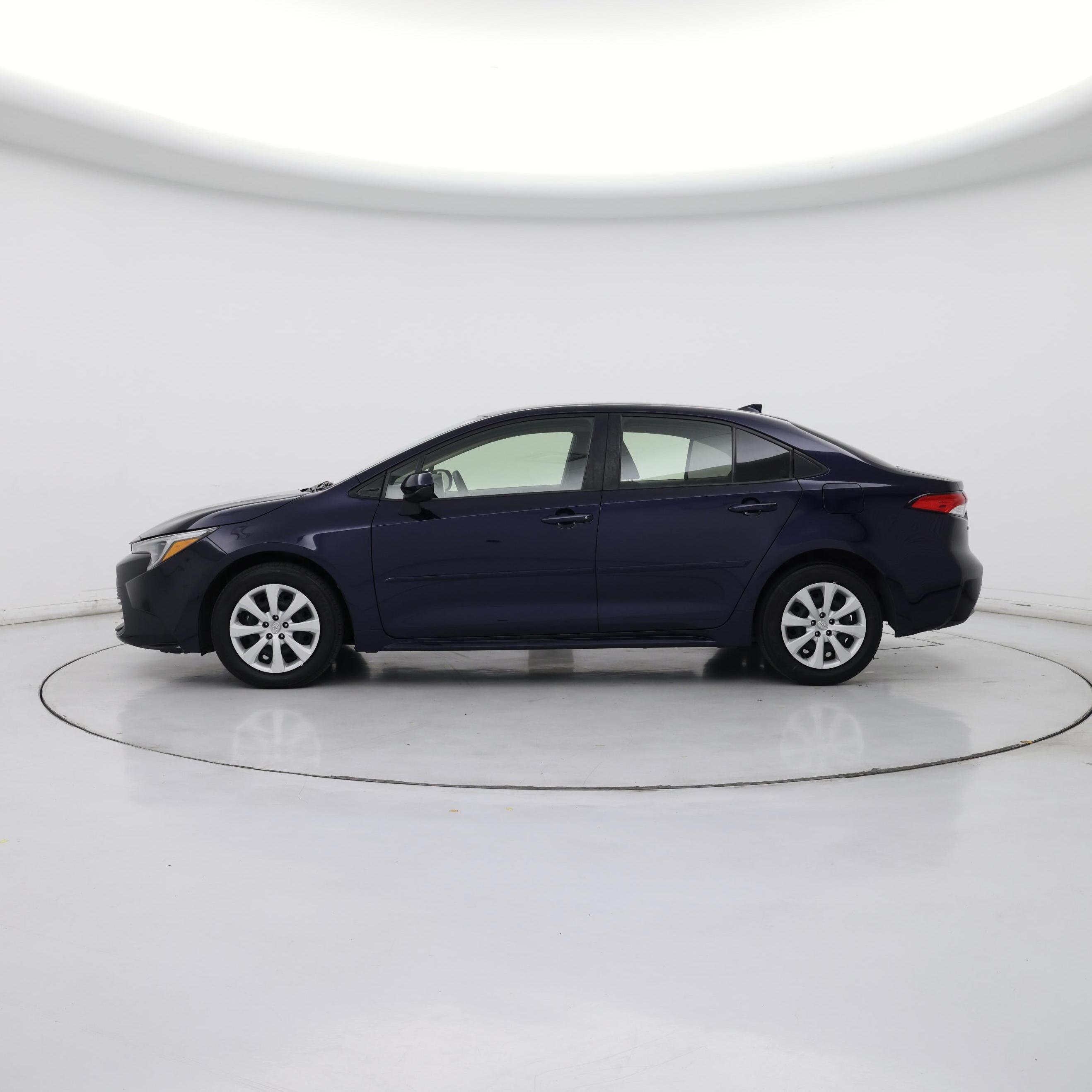 Thumbnail: 2024 Toyota Corolla - 3