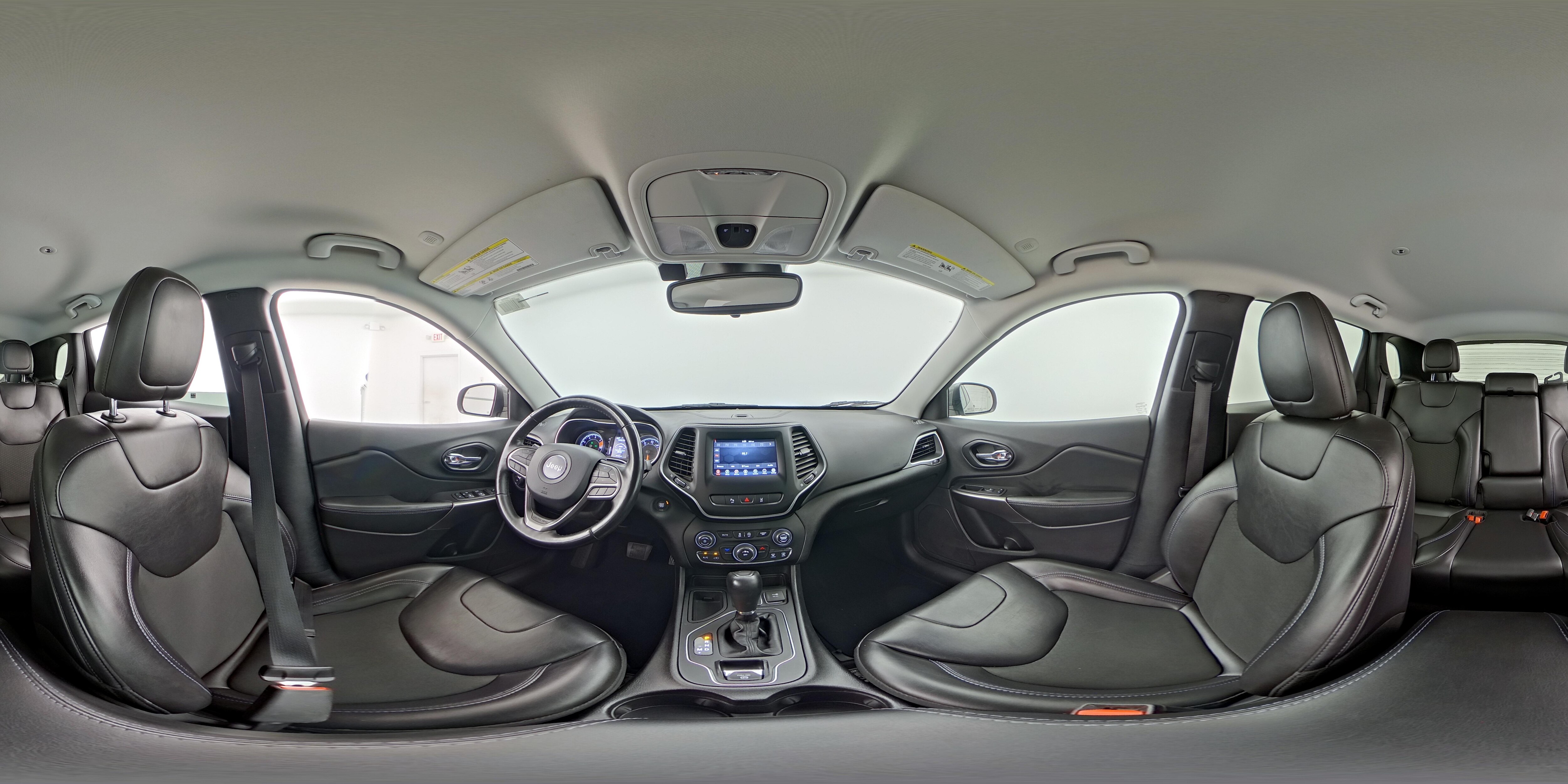 2021 Jeep Cherokee Latitude Plus - Photo 24