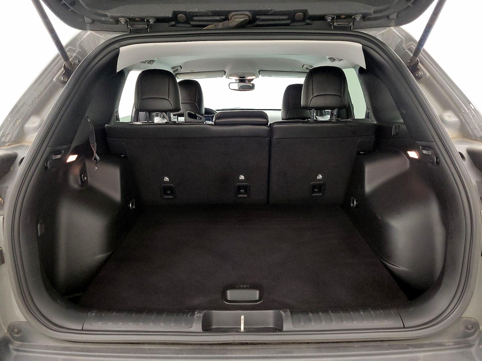 2021 Jeep Cherokee Latitude Plus - Photo 21
