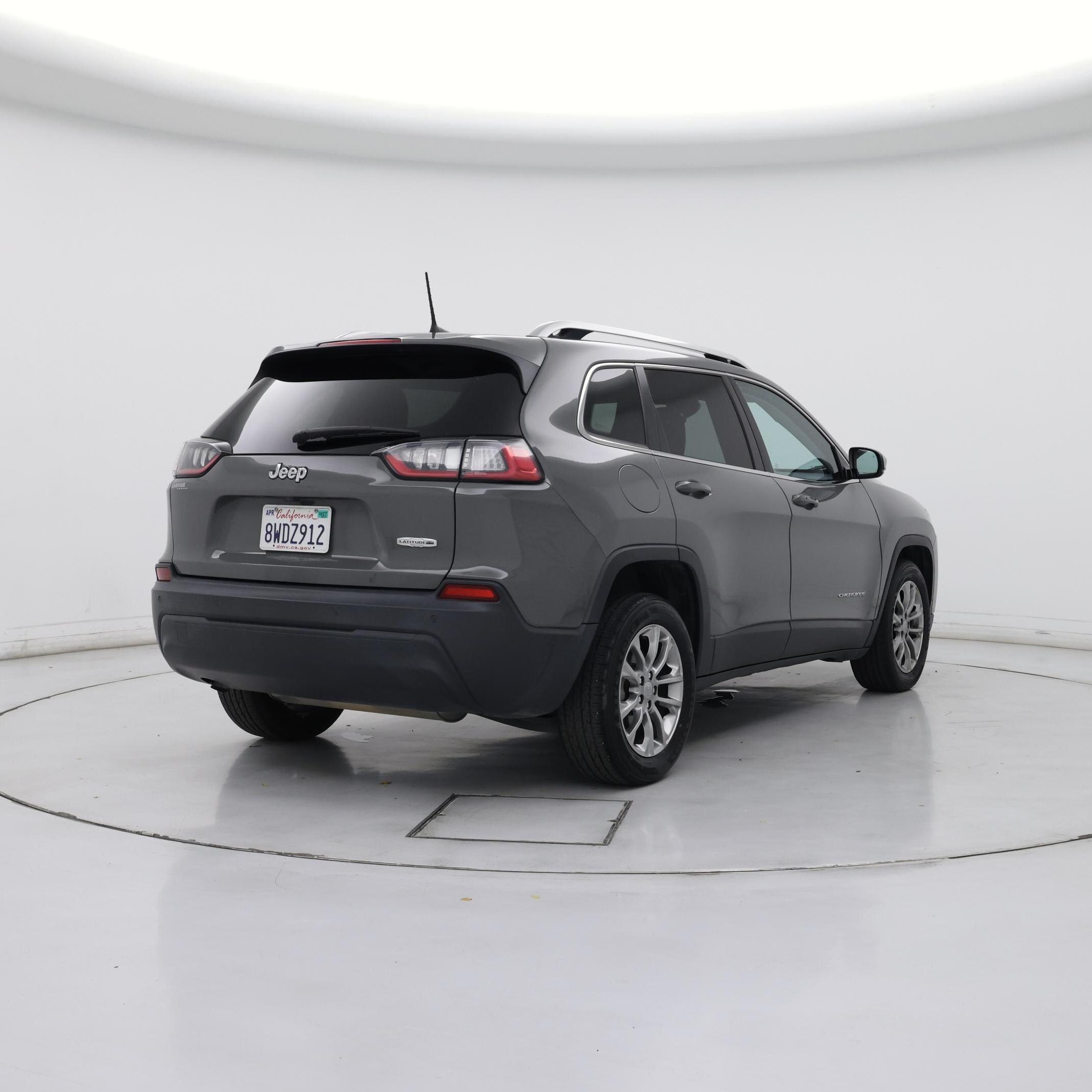 Thumbnail: 2021 Jeep Cherokee - 8