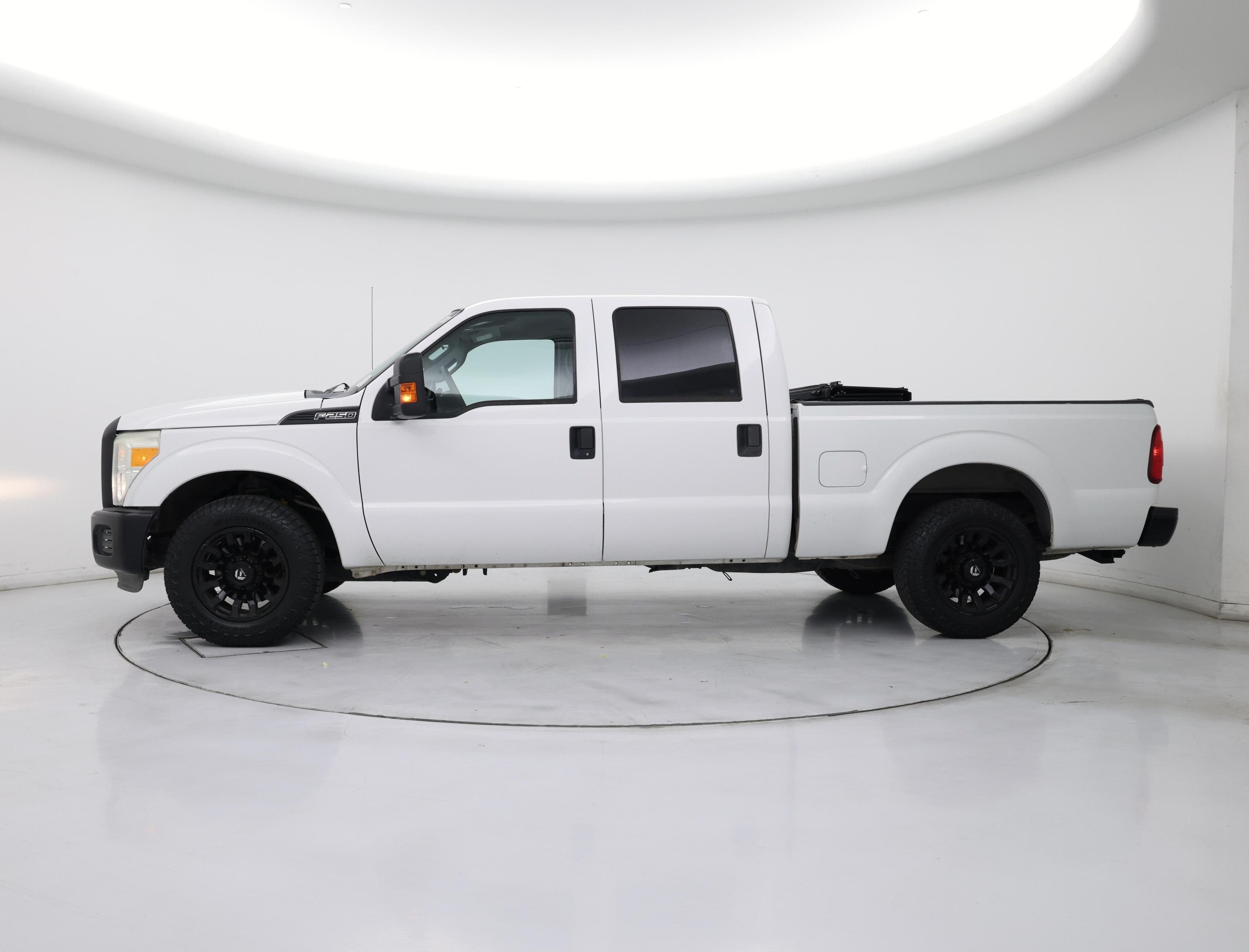 Thumbnail: 2015 Ford F-250 - 3