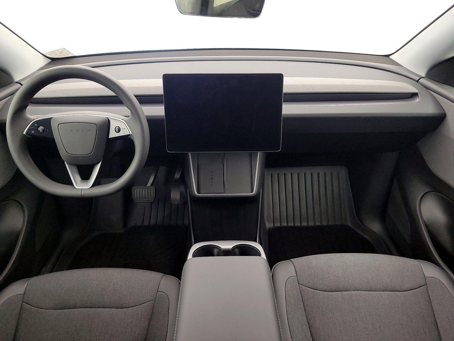 Thumbnail: 2026 Tesla Model Y - 9