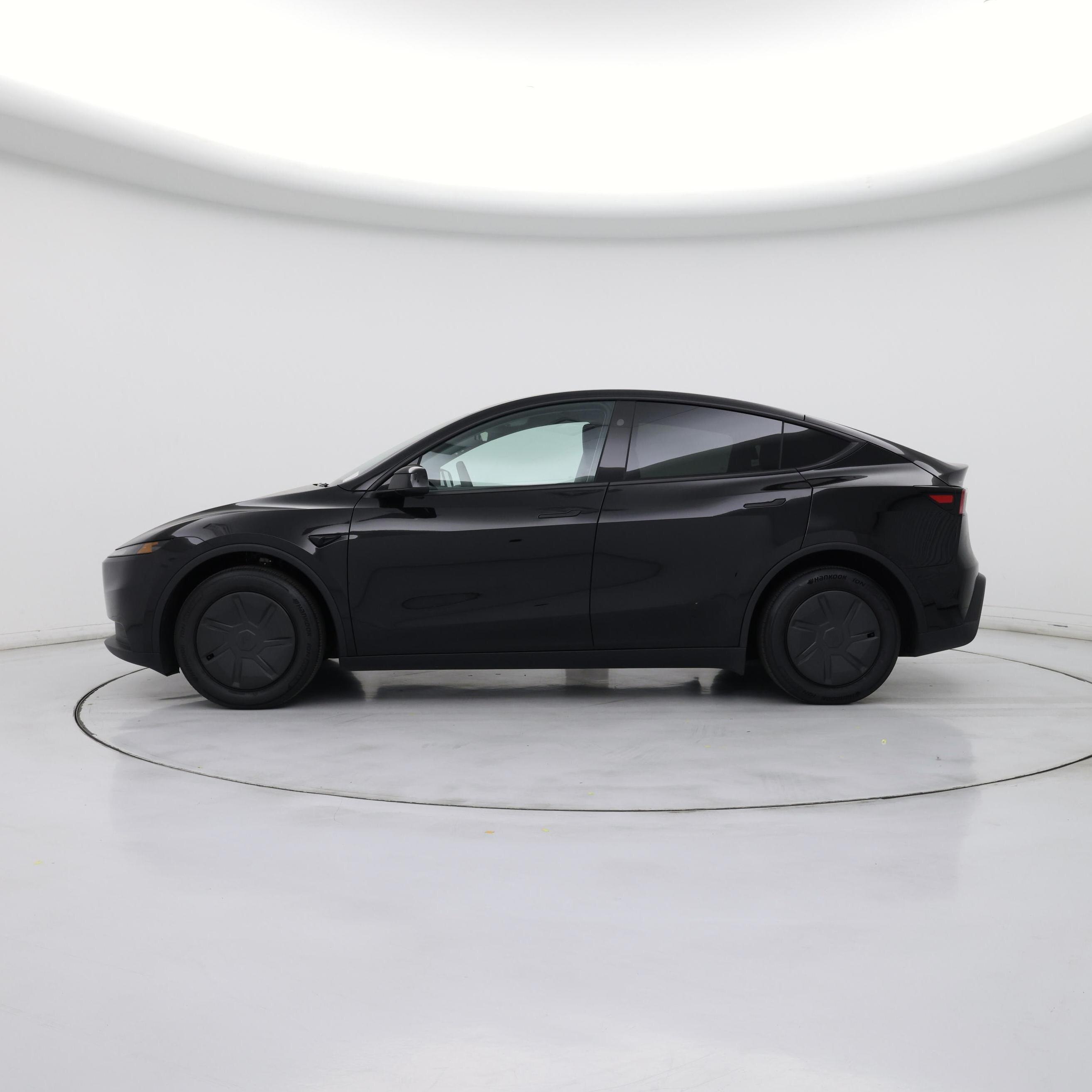 Thumbnail: 2026 Tesla Model Y - 3