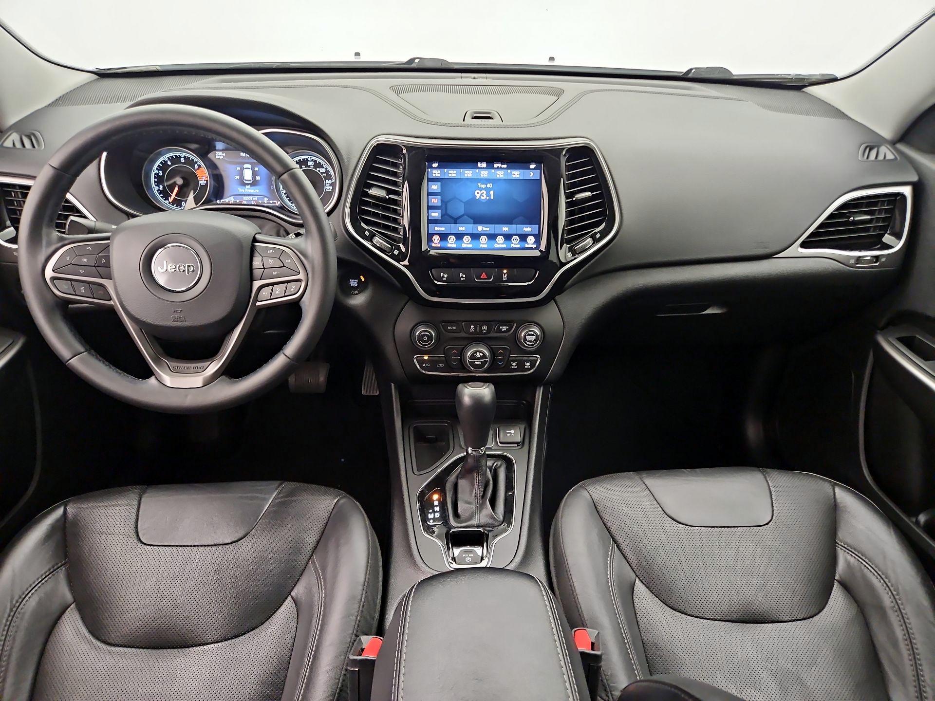 Thumbnail: 2020 Jeep Cherokee - 9